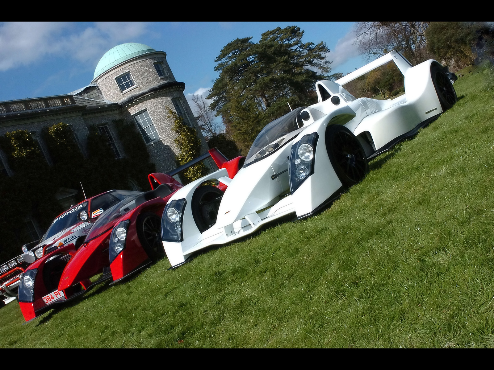 Caparo t1