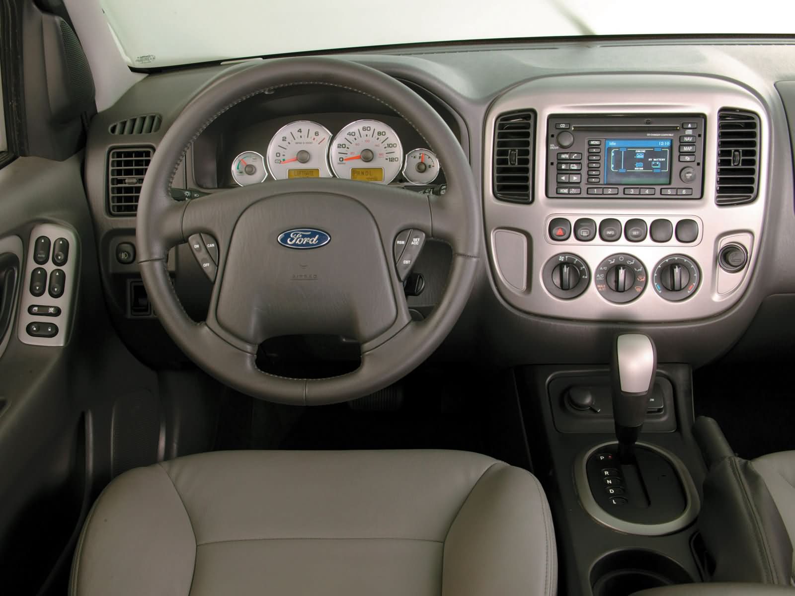 Ford Escape 2004 2.3 салон
