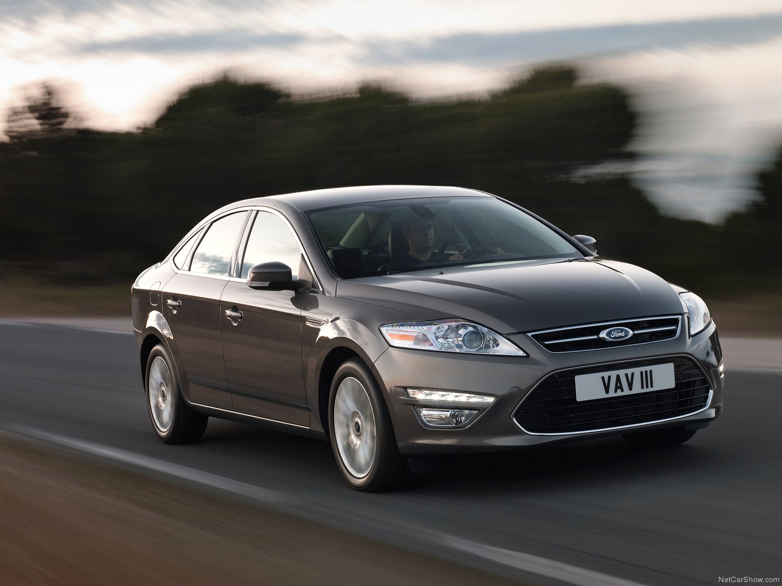 Ford Mondeo Hatchback