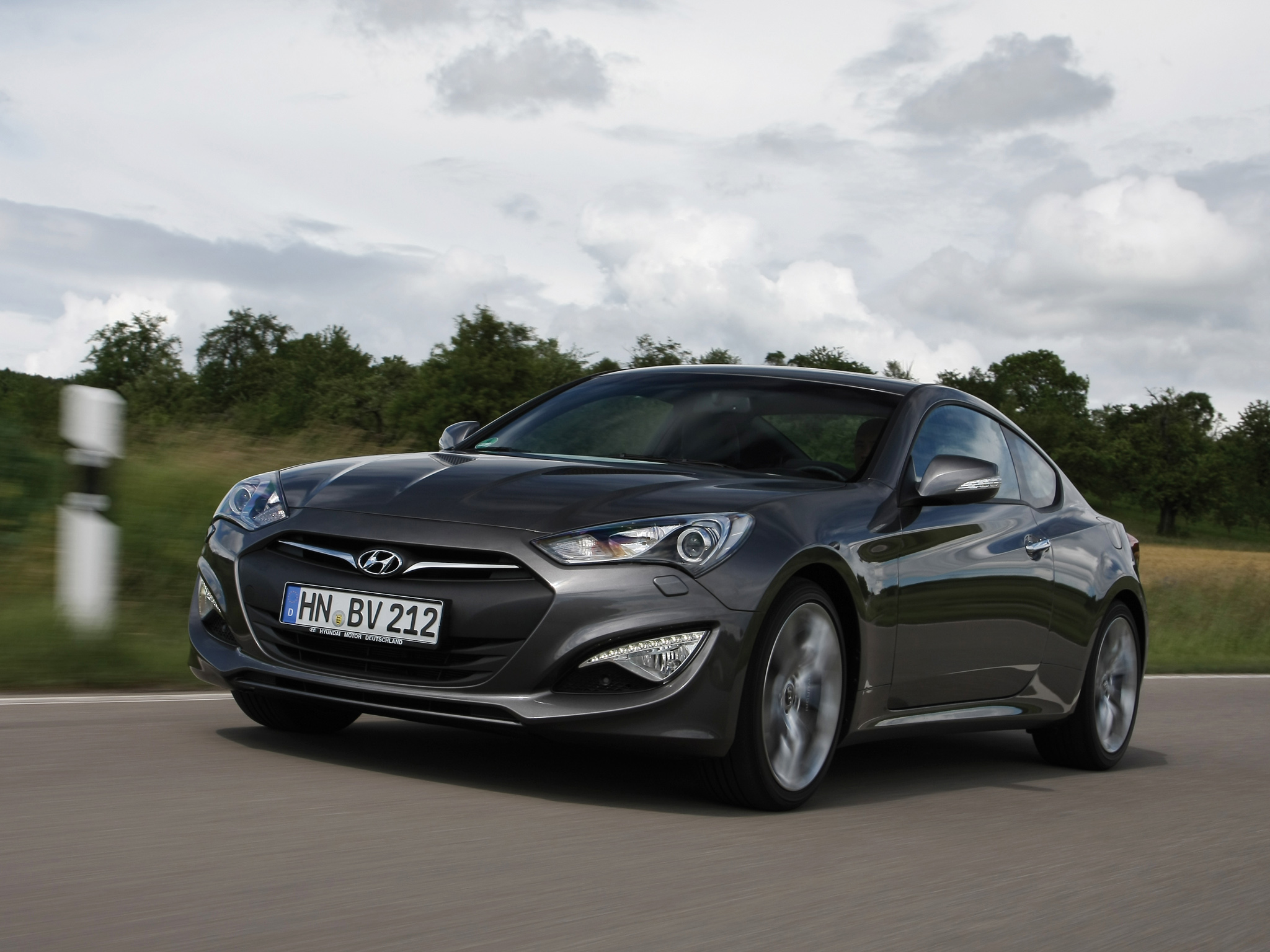 Солярис генезис. Hyundai Genesis Coupe 2012. Хендай Дженезис купе 2012. Hyundai Genesis Coupe 1. Hyundai Genesis Coupe 2.