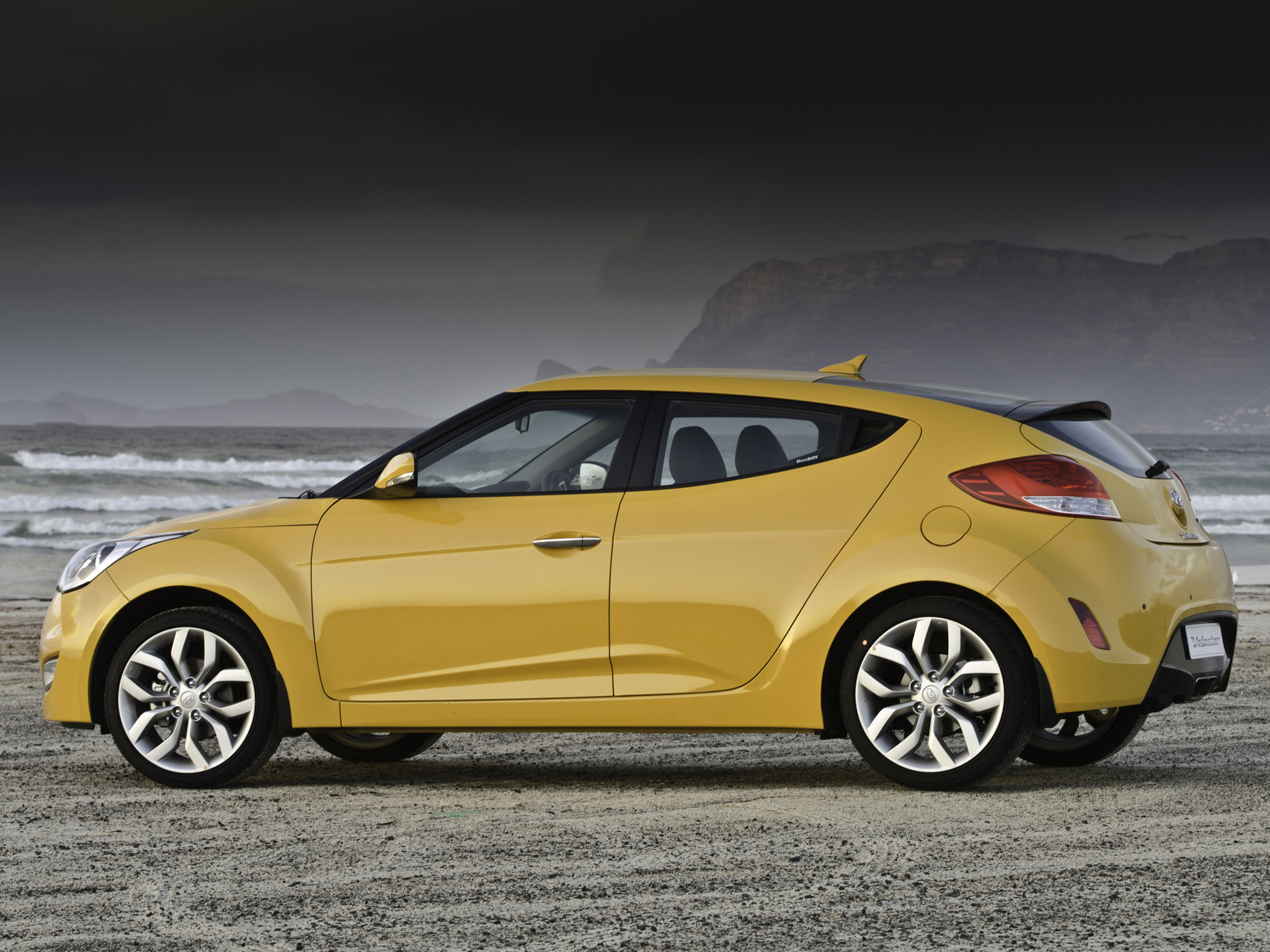 Hyundai veloster фото