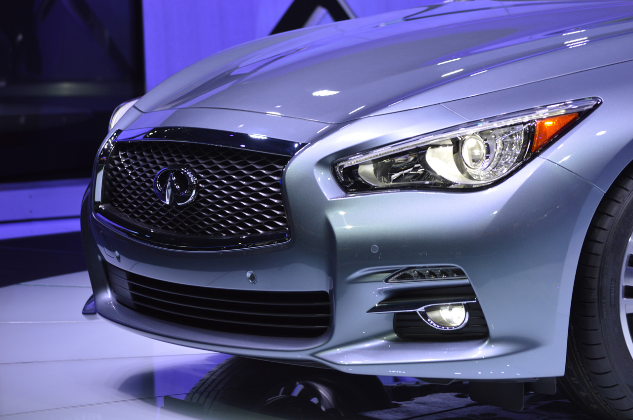 Infiniti q50 2015 фара