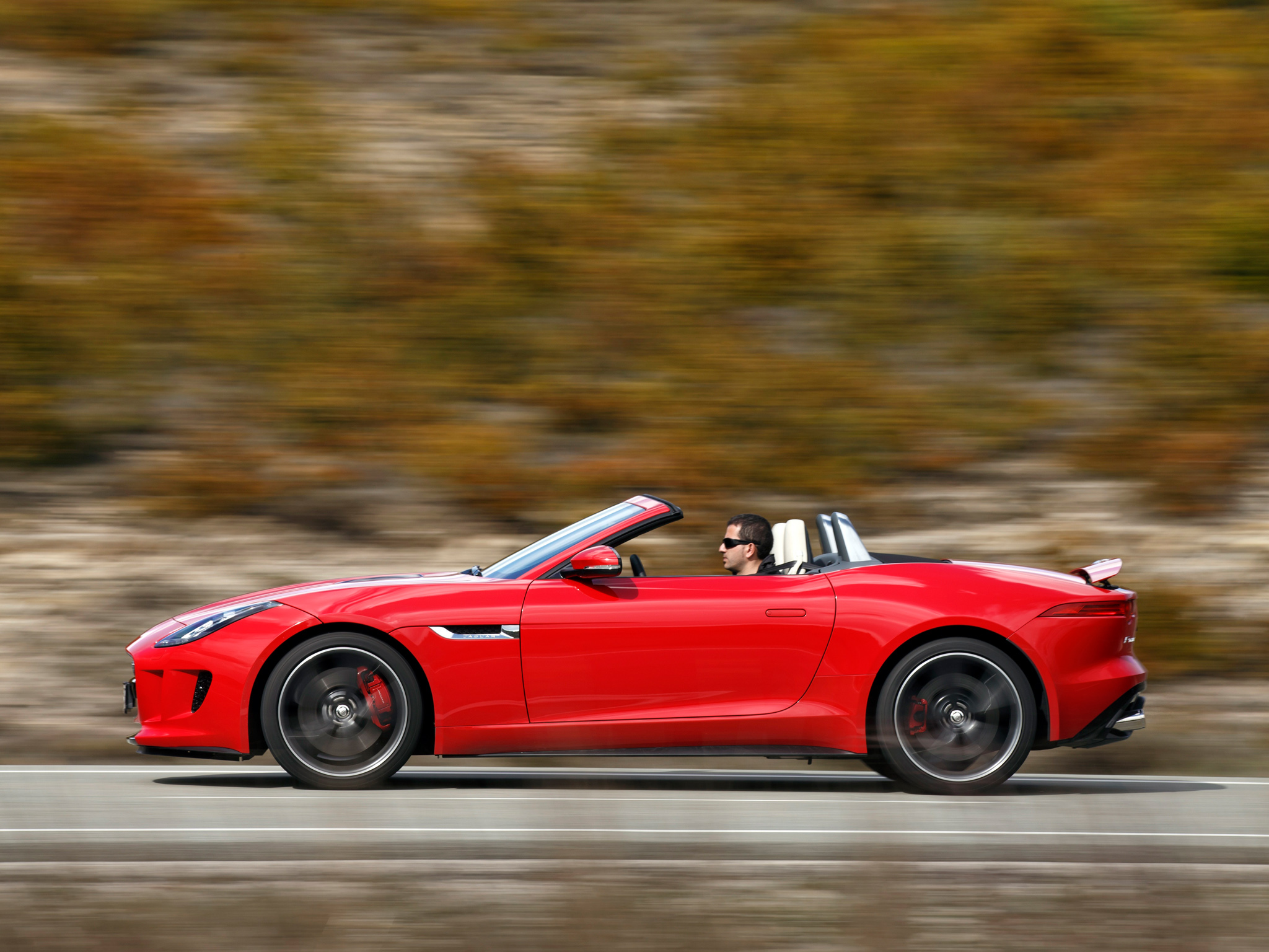 Jaguar f Type v8 s