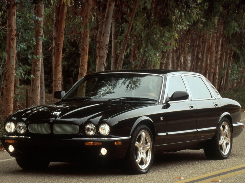 Jaguar XJR РѕР±РѕРё