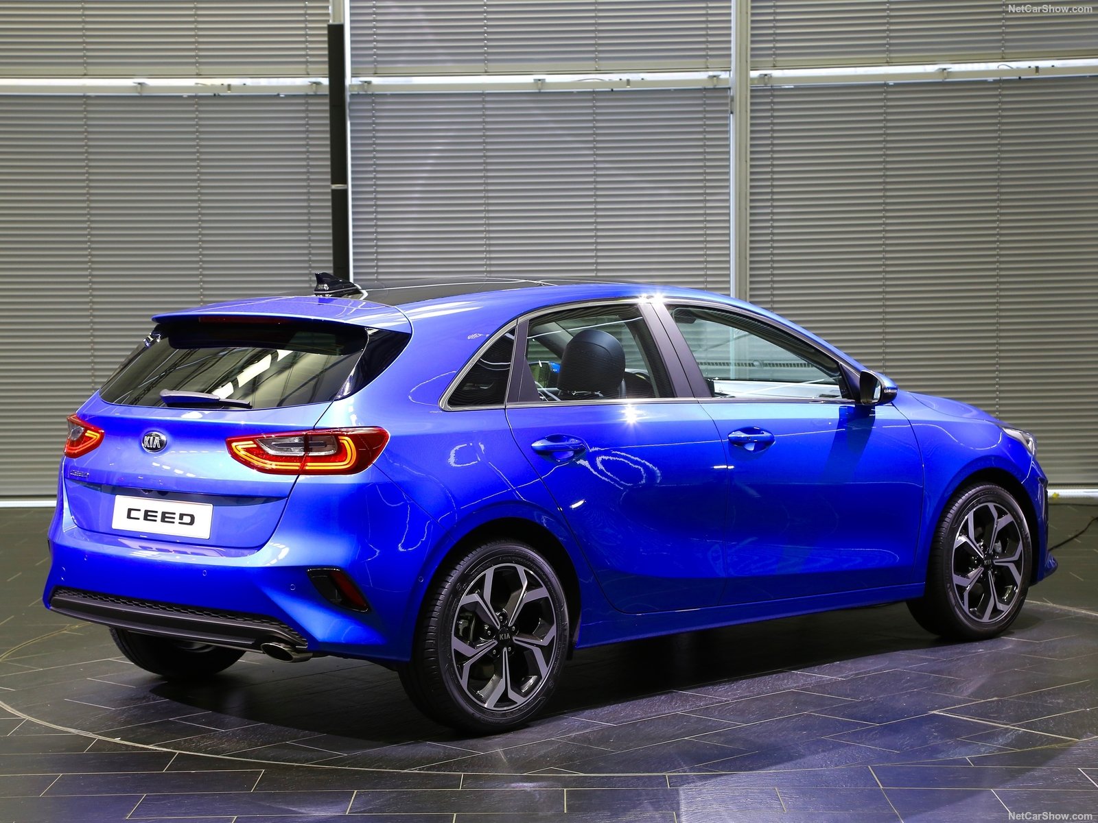 Kia Ceed С…СЌС‚С‡Р±РµРє 2020 Blue