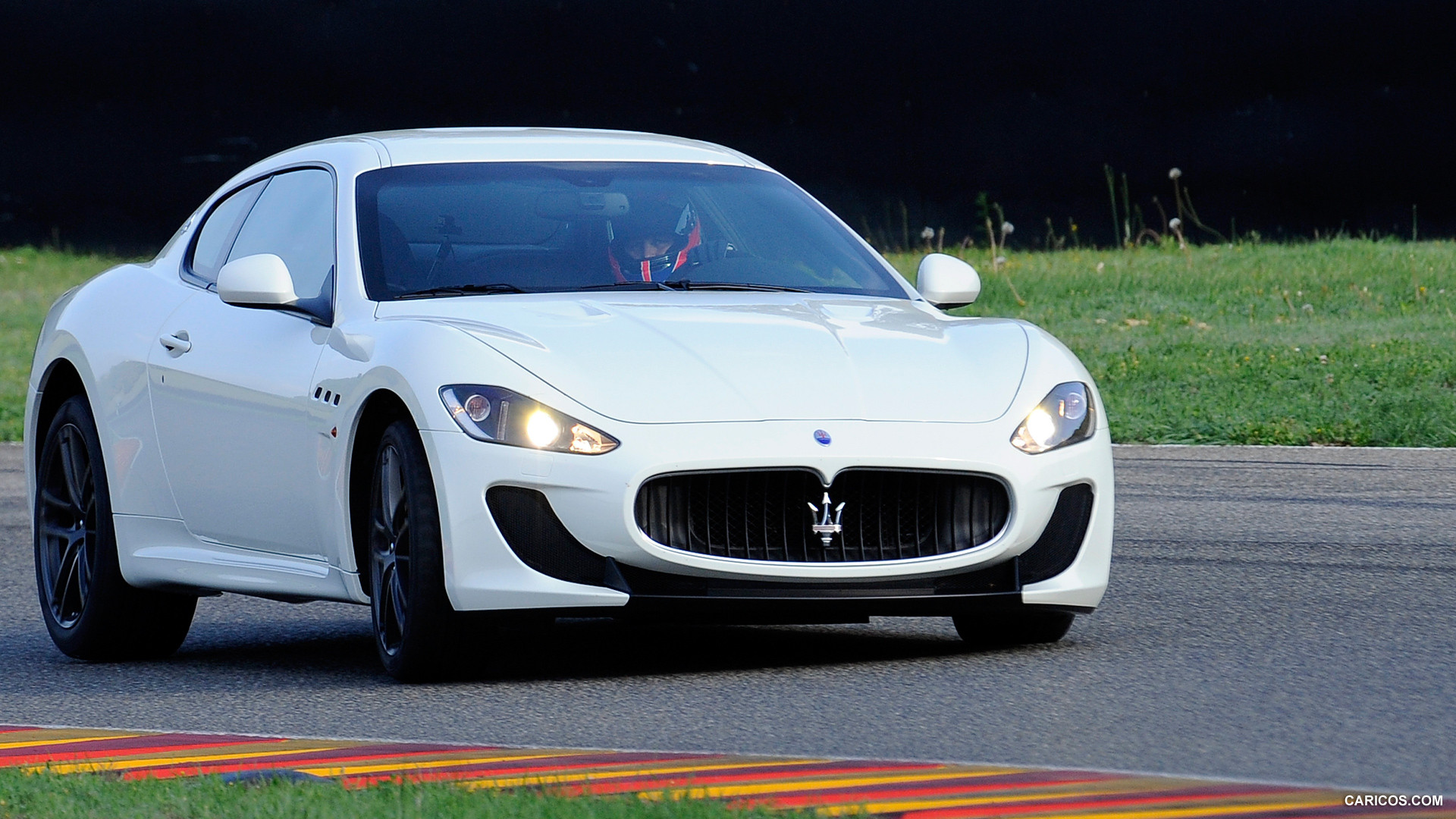 Maserati GRANTURISMO MC 2010