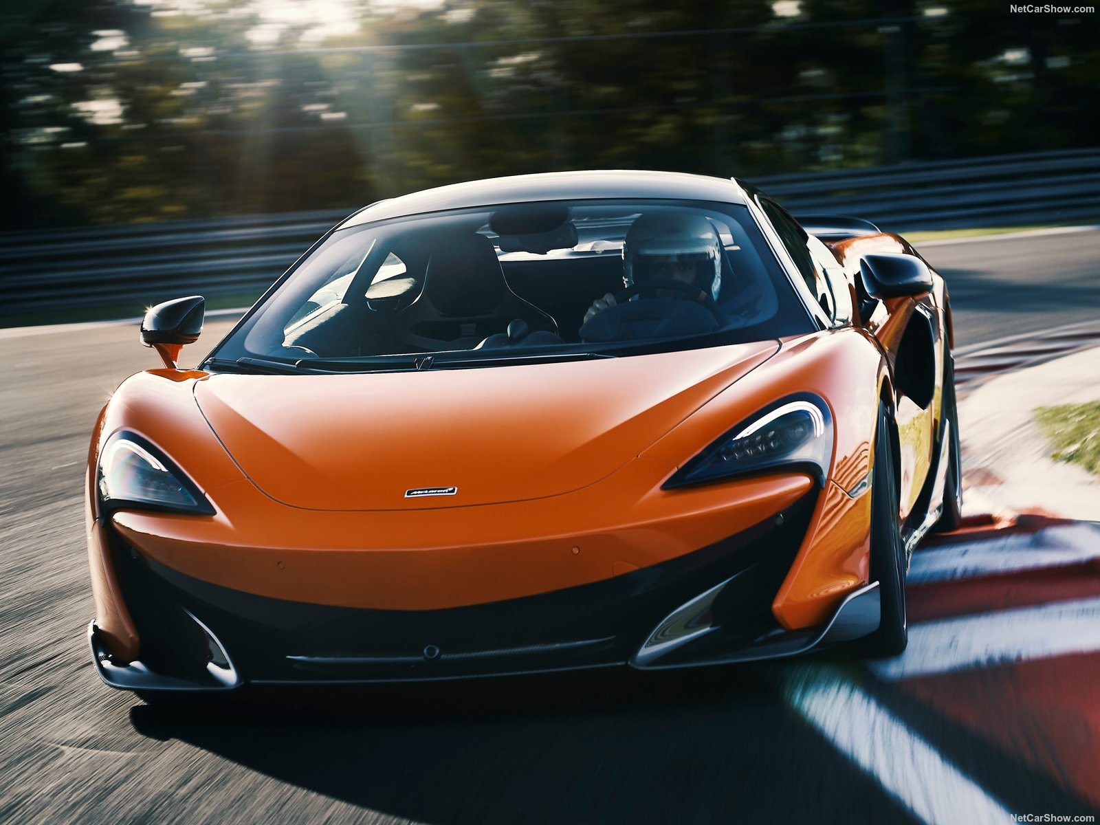 MCLAREN p1 2019