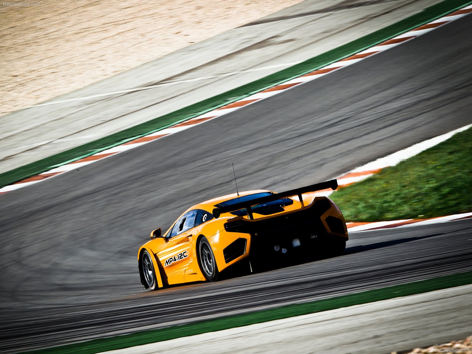 MCLAREN mp4 12c gt3