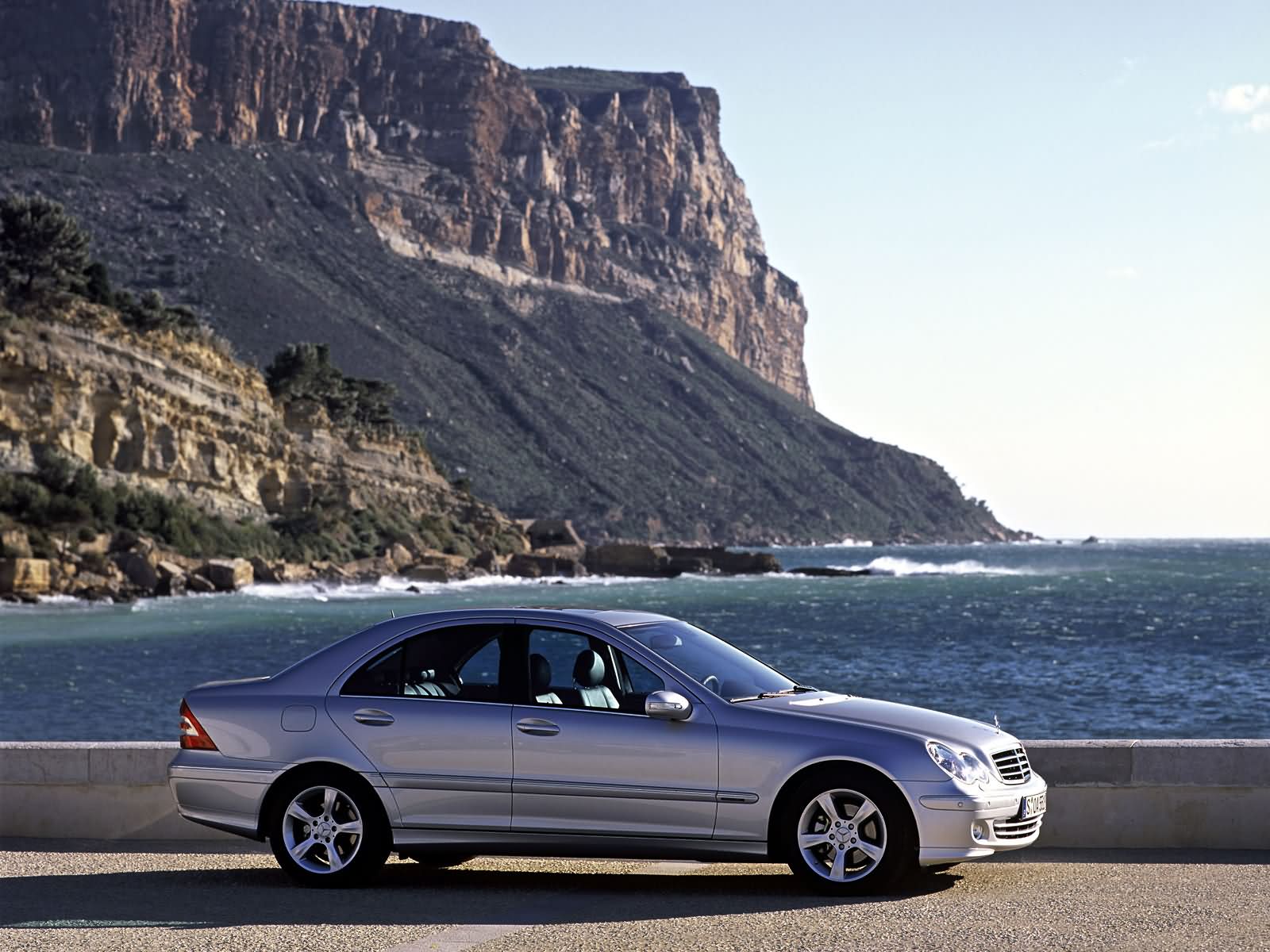 W203 mercedes фото