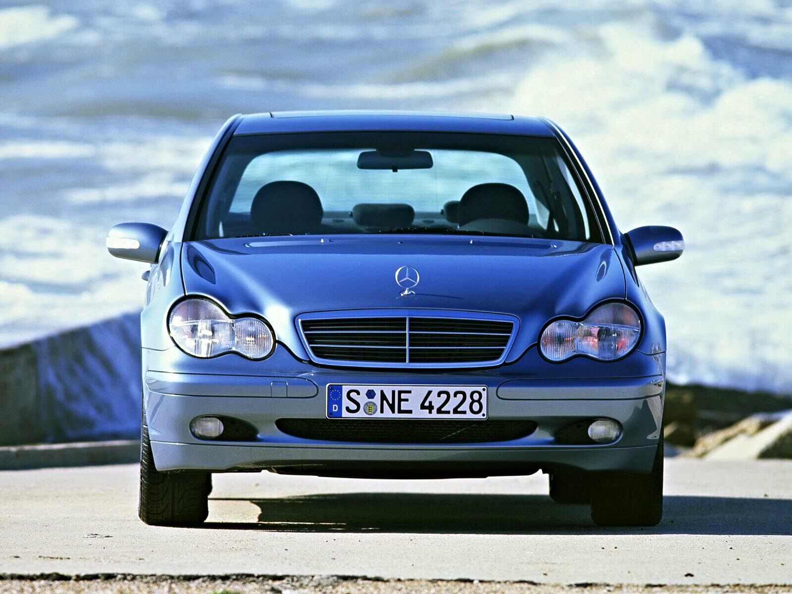 Mercedes Benz c320 2001