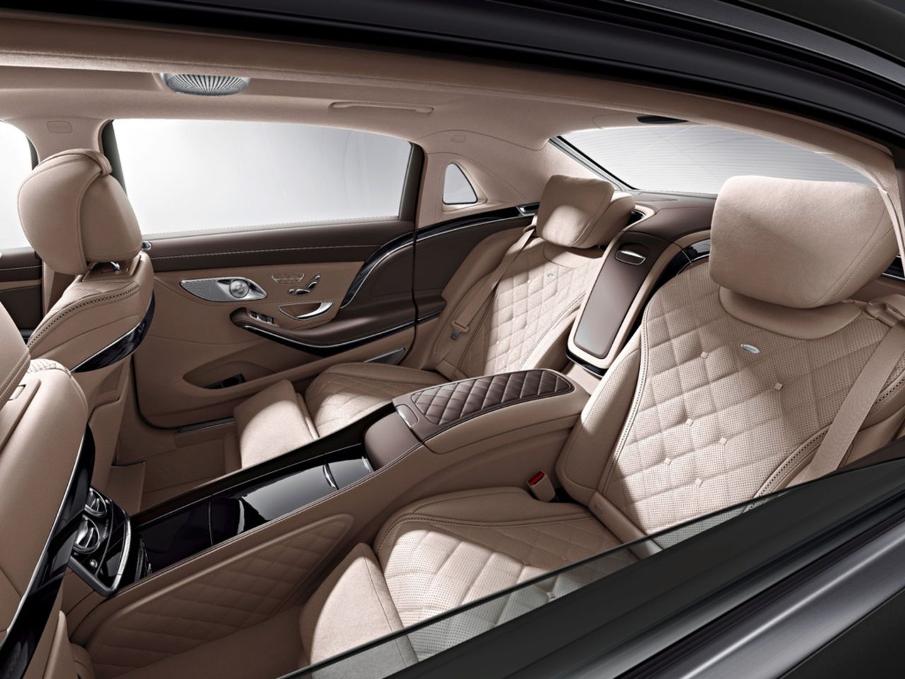 Maybach 2010 салон