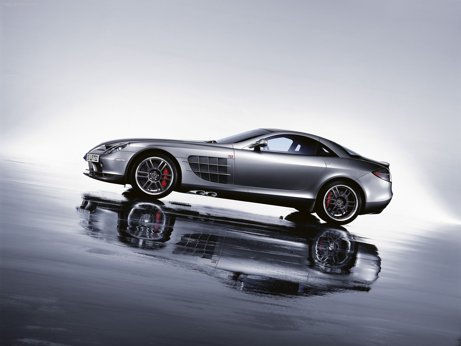 Mercedes Benz SLR MCLAREN 2020