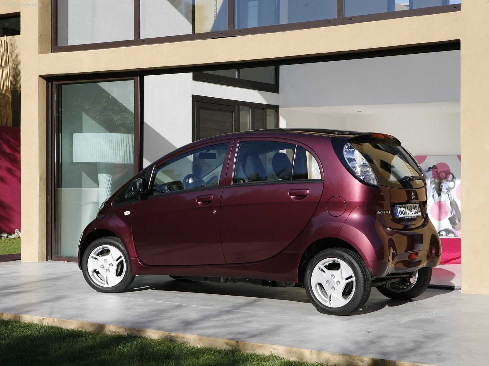 Мицубиси i MIEV 19