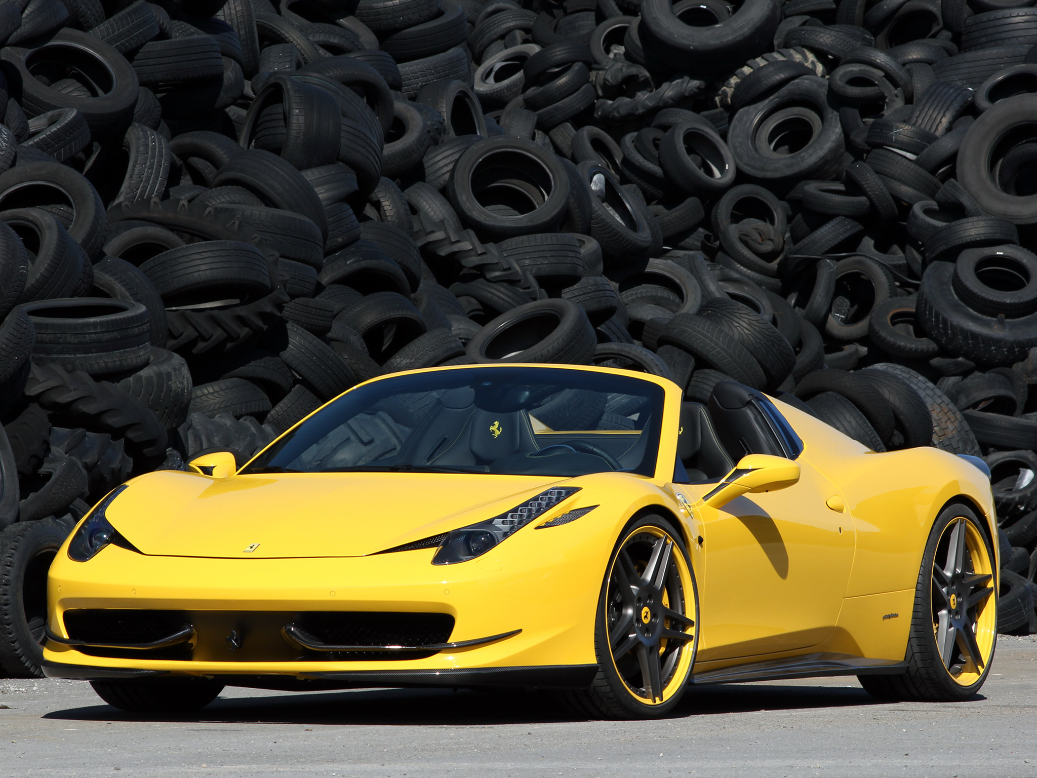 Феррари 458 Italia желтая