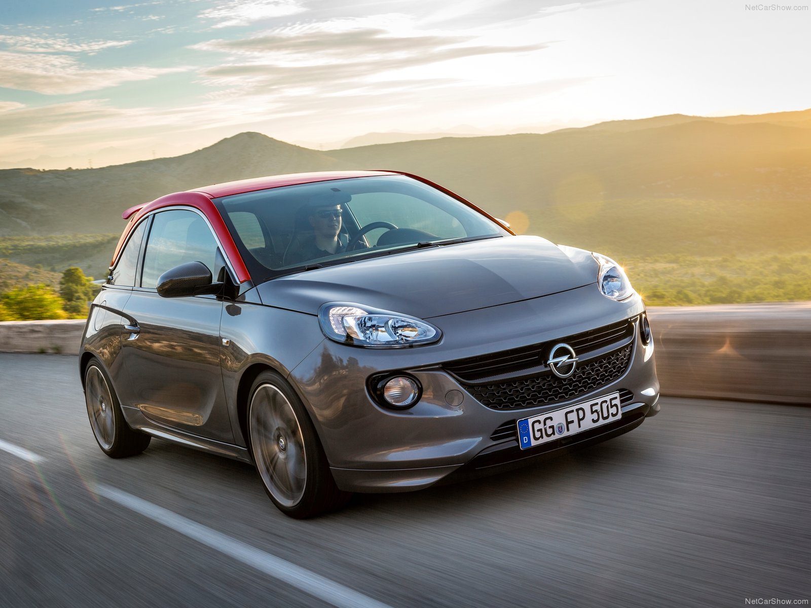 Opel Adam 2012