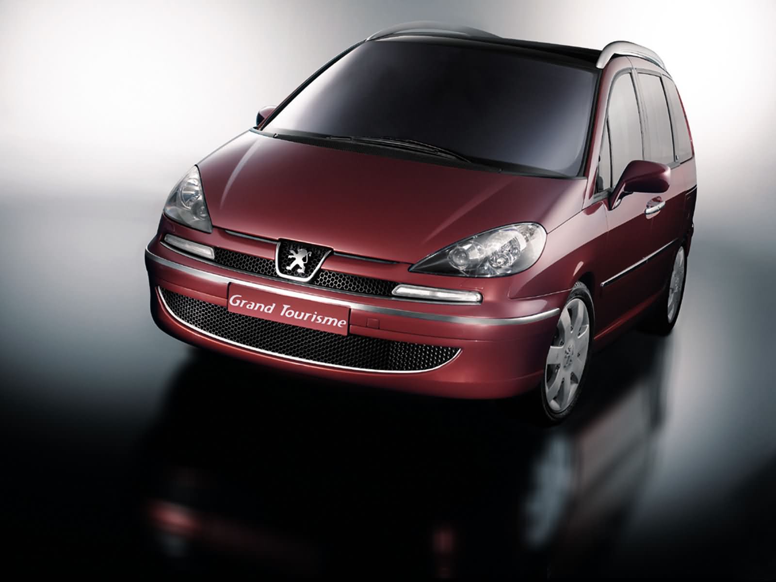 Характеристики автомобиля Peugeot 807 2004 г.в., 550 тыс руб
