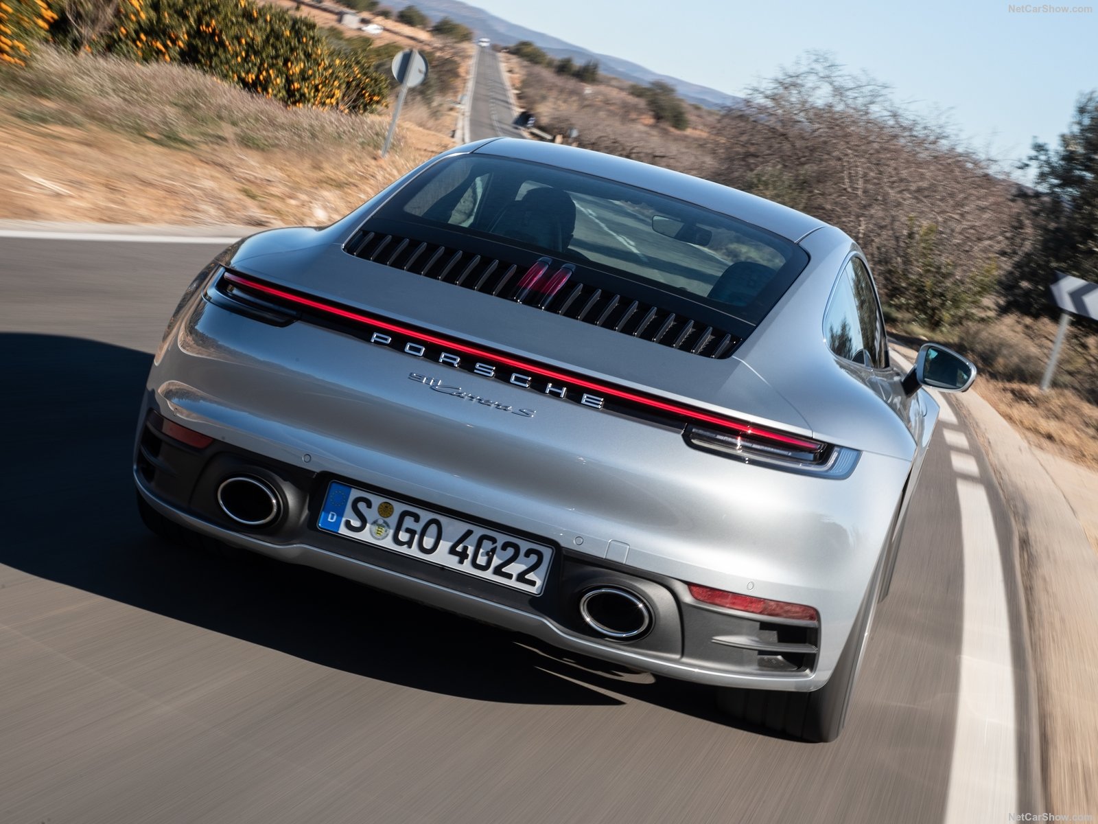 Porsche 911 крутой выхлоп