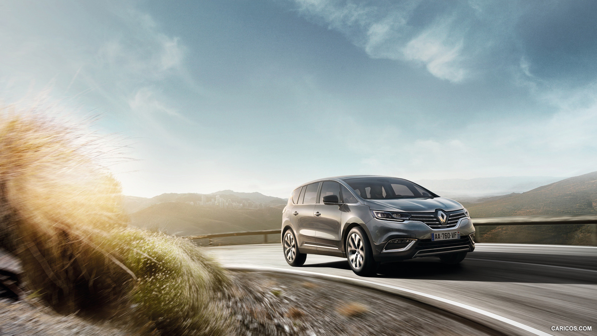 Едем рено. Renault Espace 2014. Рено Эспейс 5. Renault Espace 2015. Renault минивэн Espace 2018.