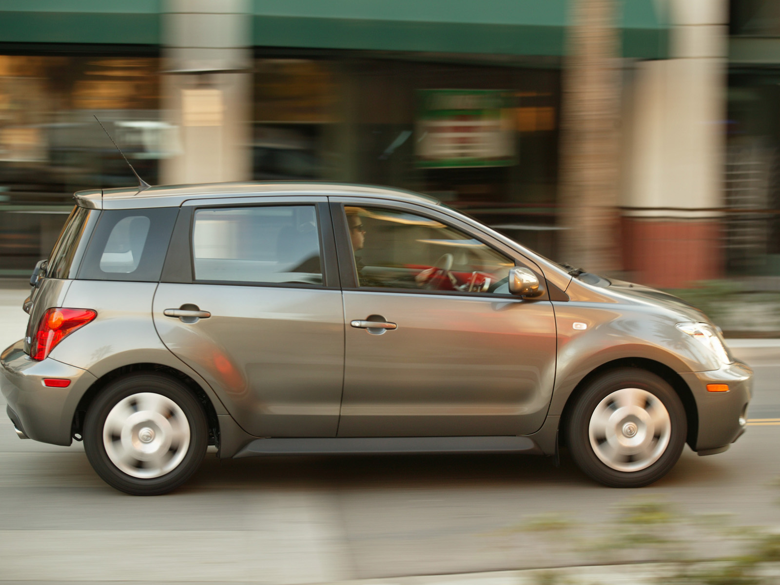 Toyota Scion xa 2004