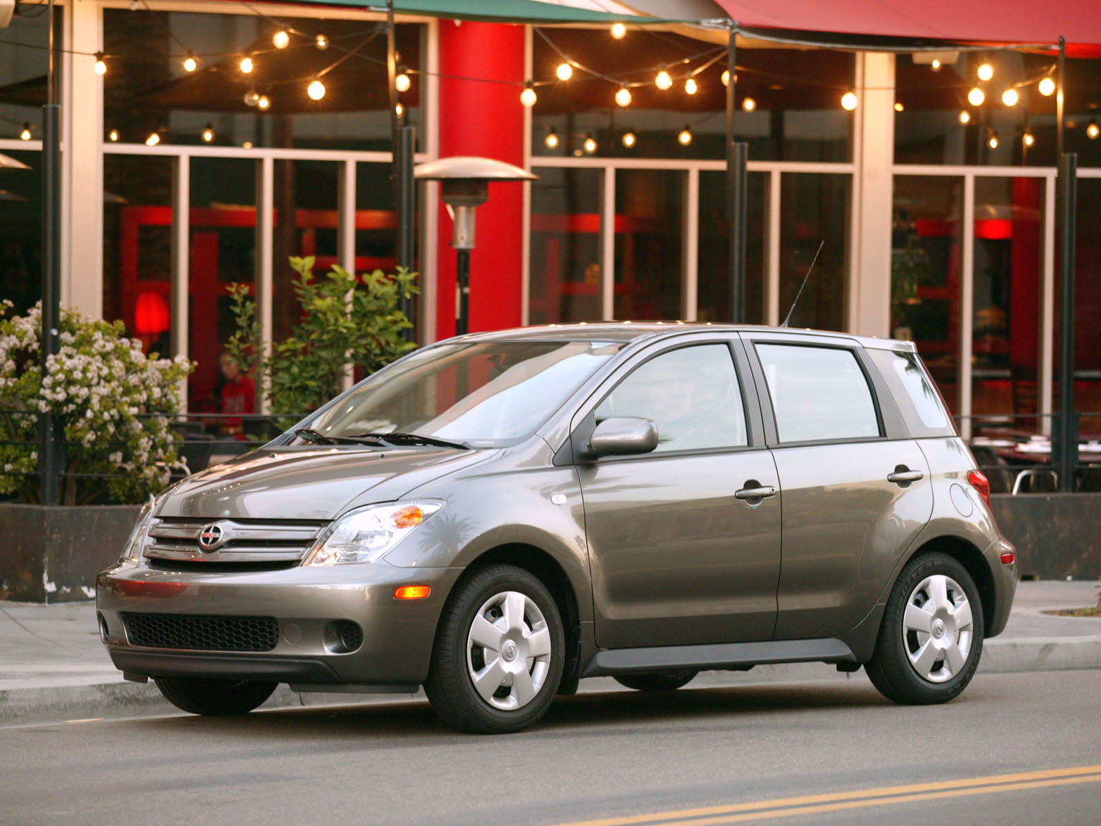 Toyota Scion xa 2004