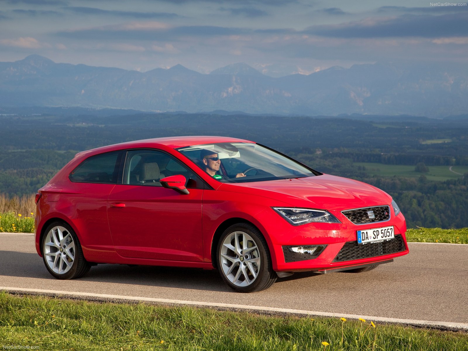 Сиат авто. Seat Leon 2013.