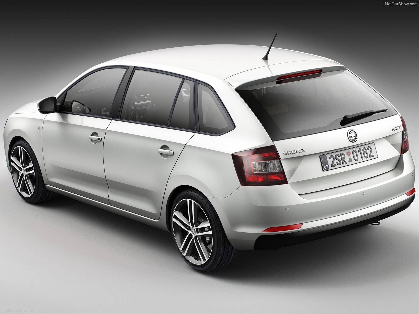 Skoda Spaceback 2014