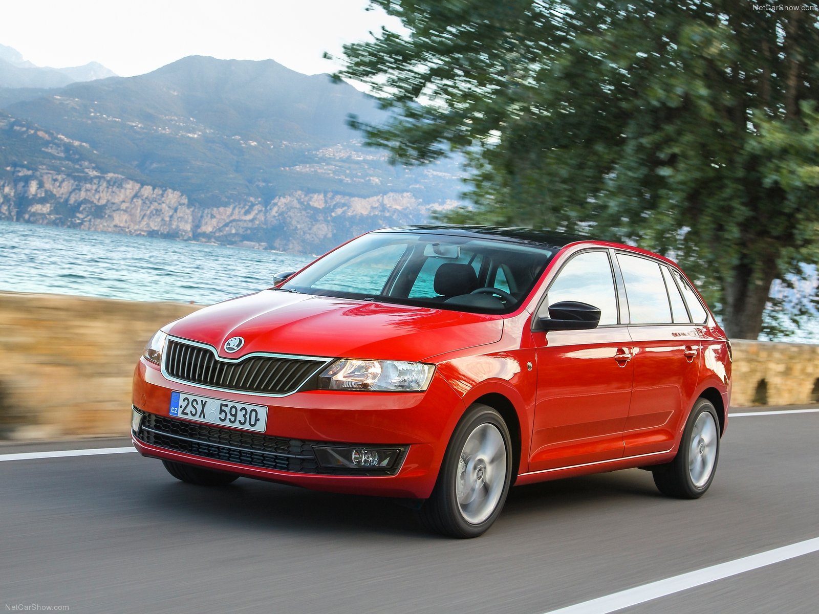 Skoda Spaceback 2014