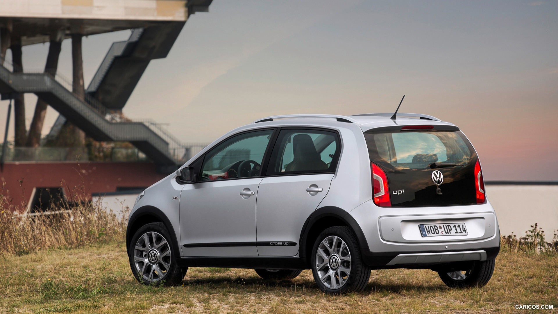 Volkswagen up 2014