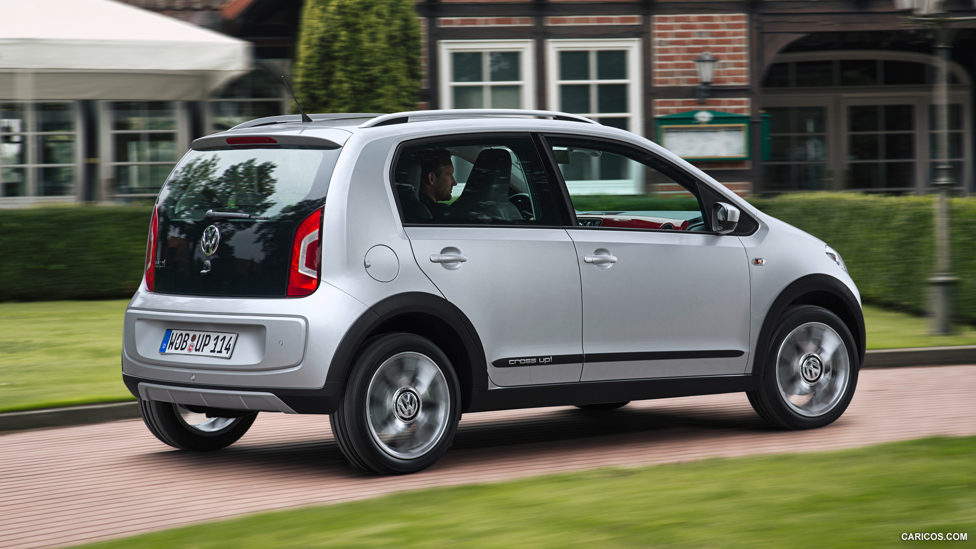 Volkswagen up Cross