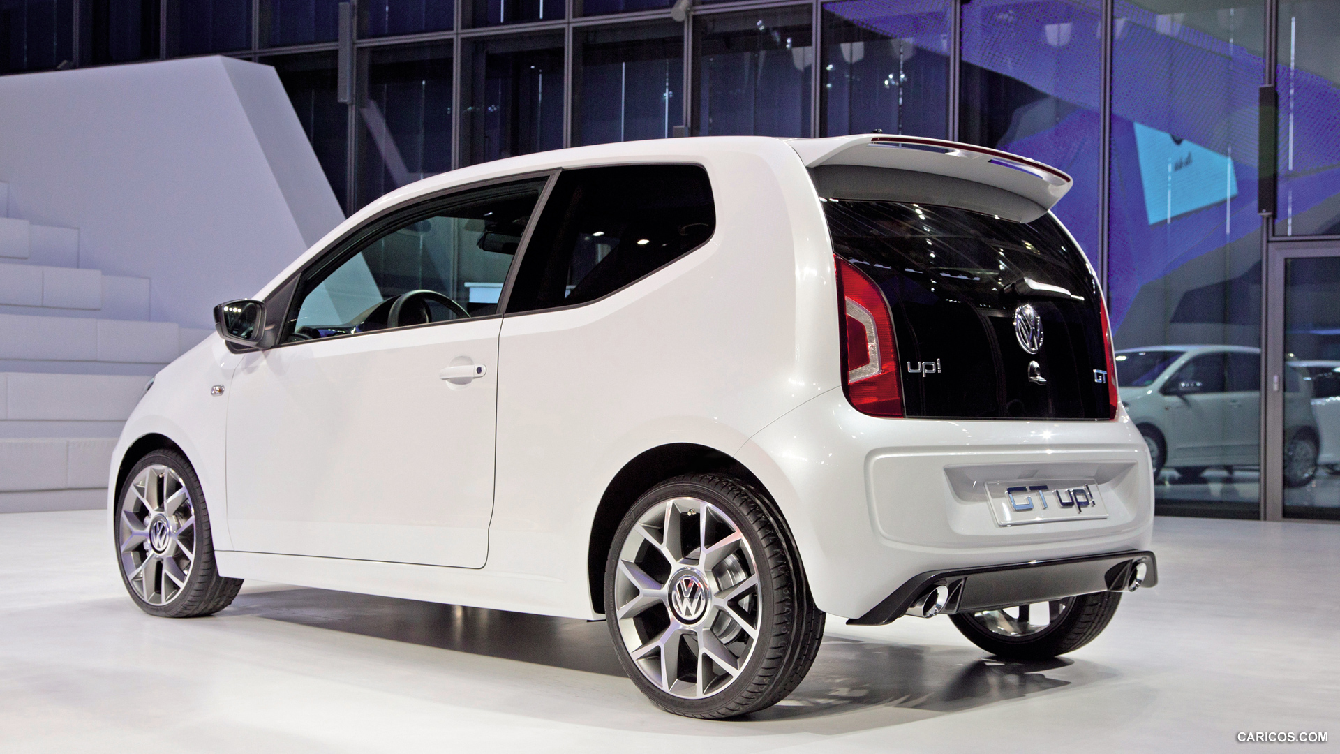 Фото volkswagen up