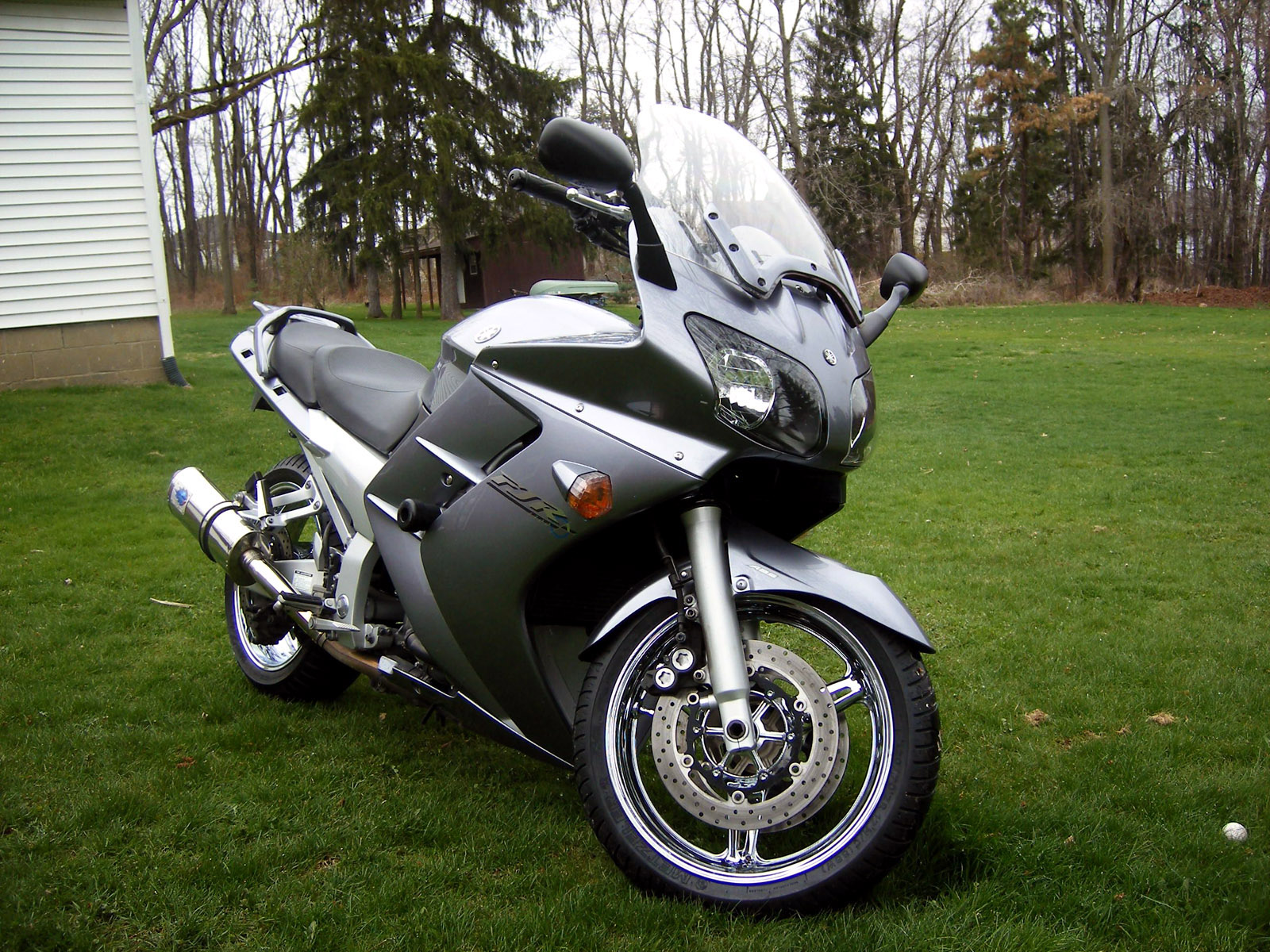 Yamaha fjr 1300 фото