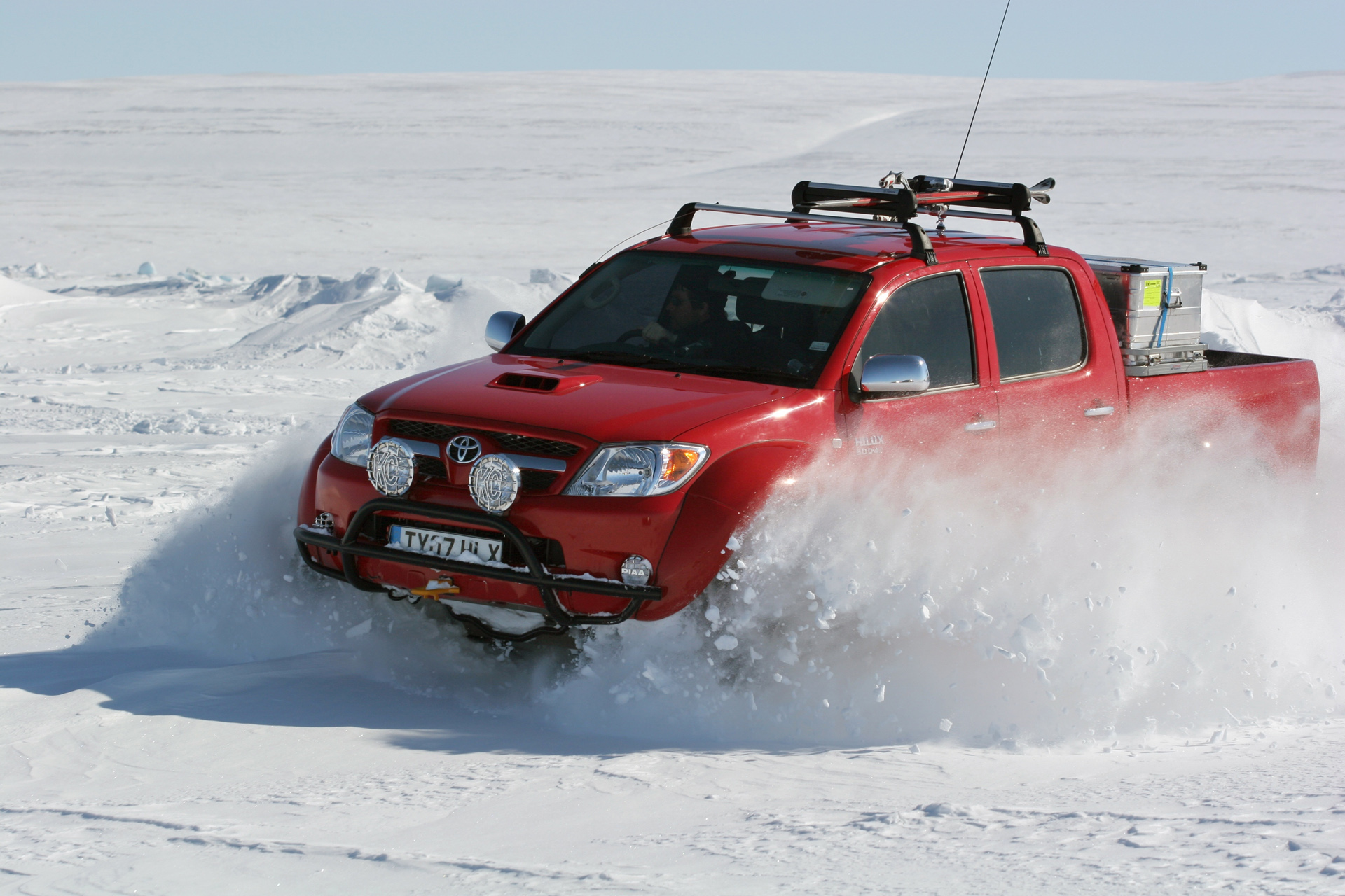 Arctic Trucks Toyota Hilux фото