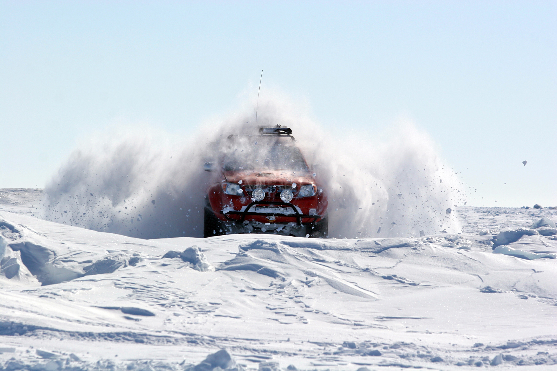 Arctic Trucks Toyota Hilux фото