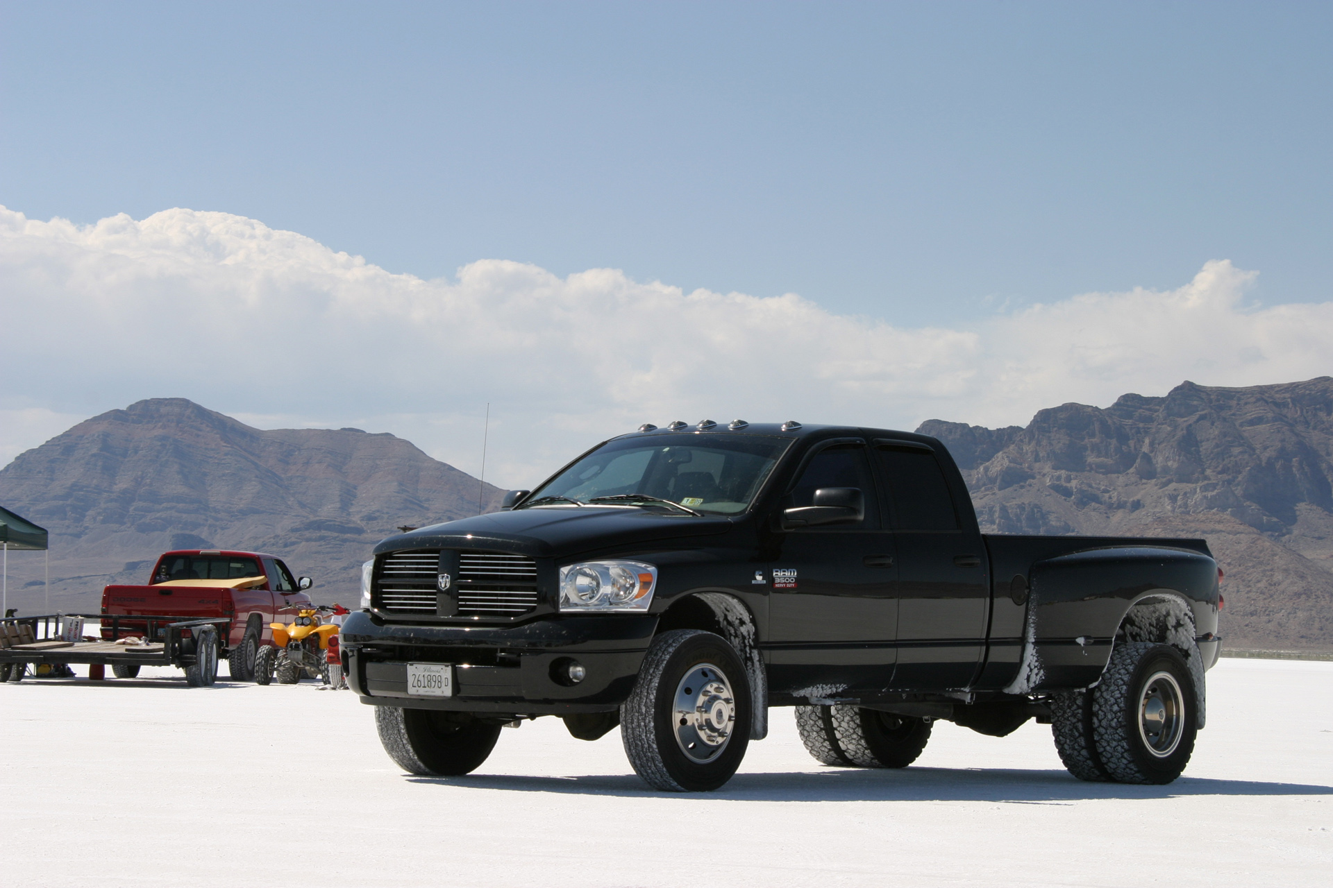 Dodge Ram 3500 фото