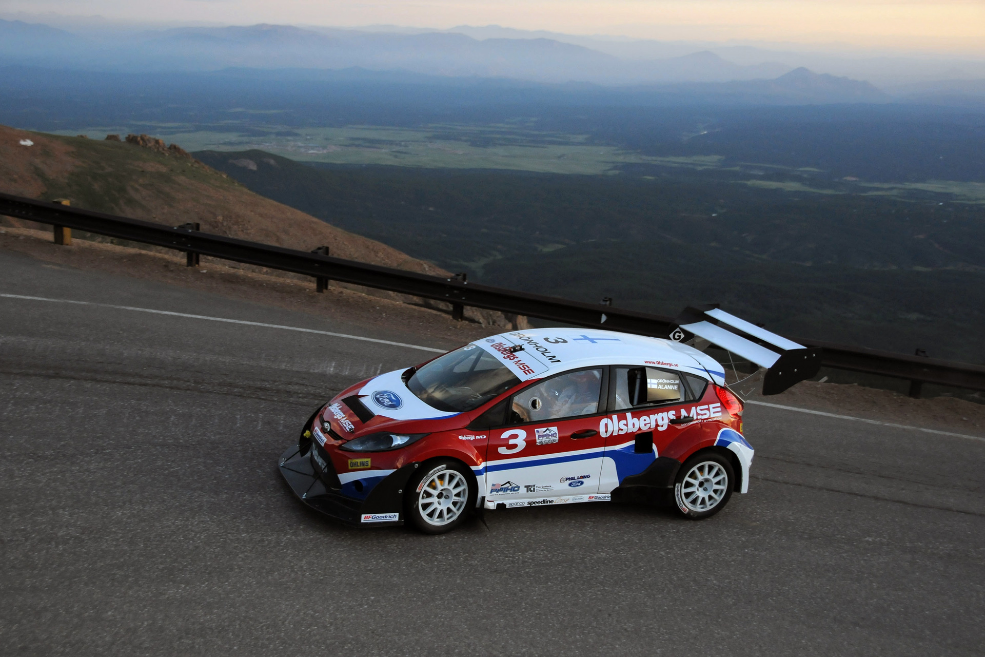 Ford Fiesta Rallycross фото