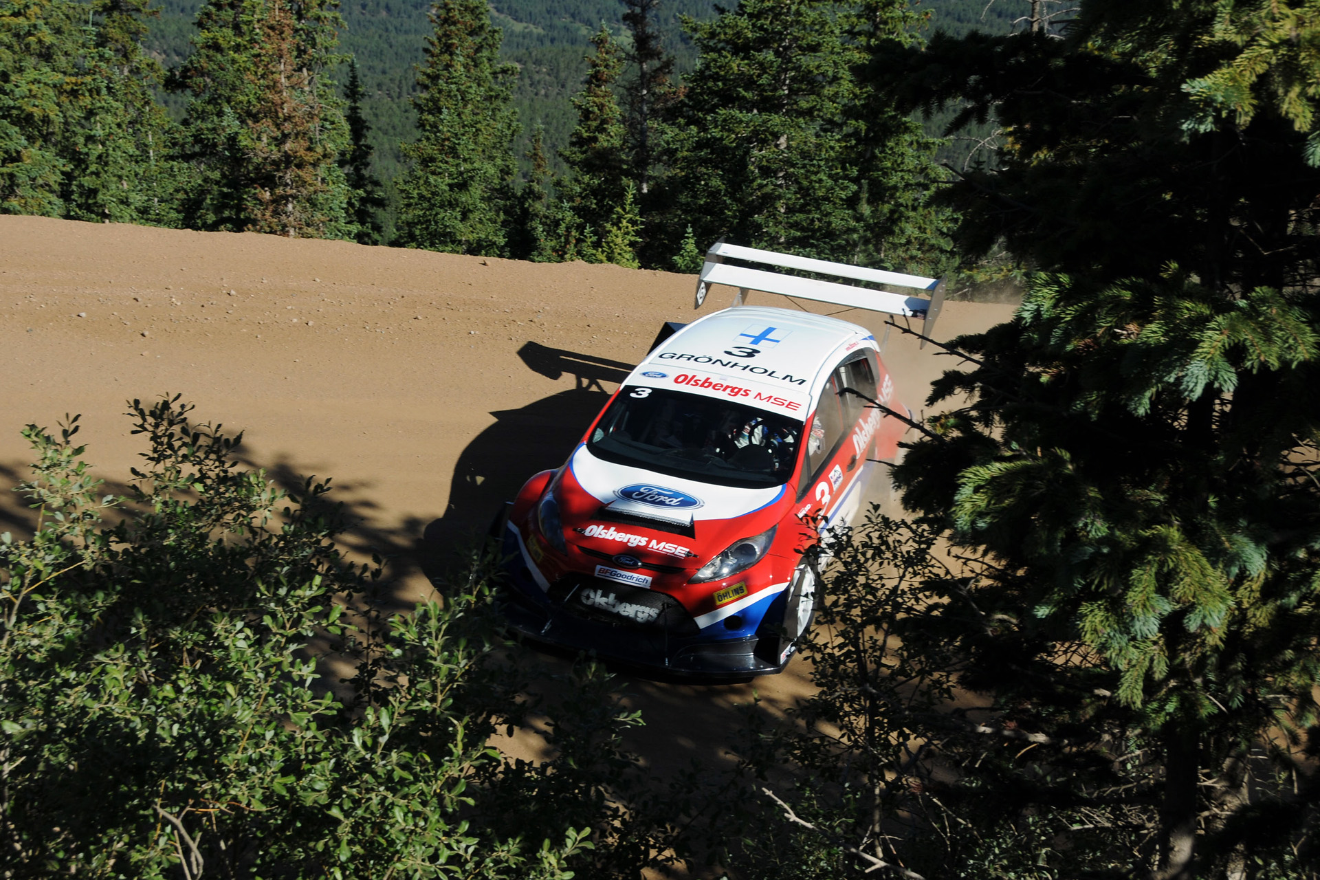 Ford Fiesta Rallycross фото