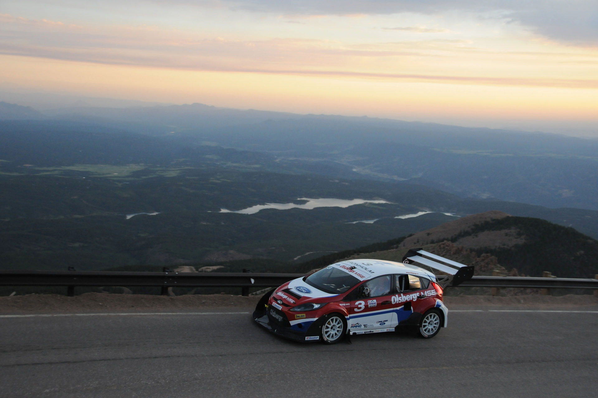 Ford Fiesta Rallycross фото