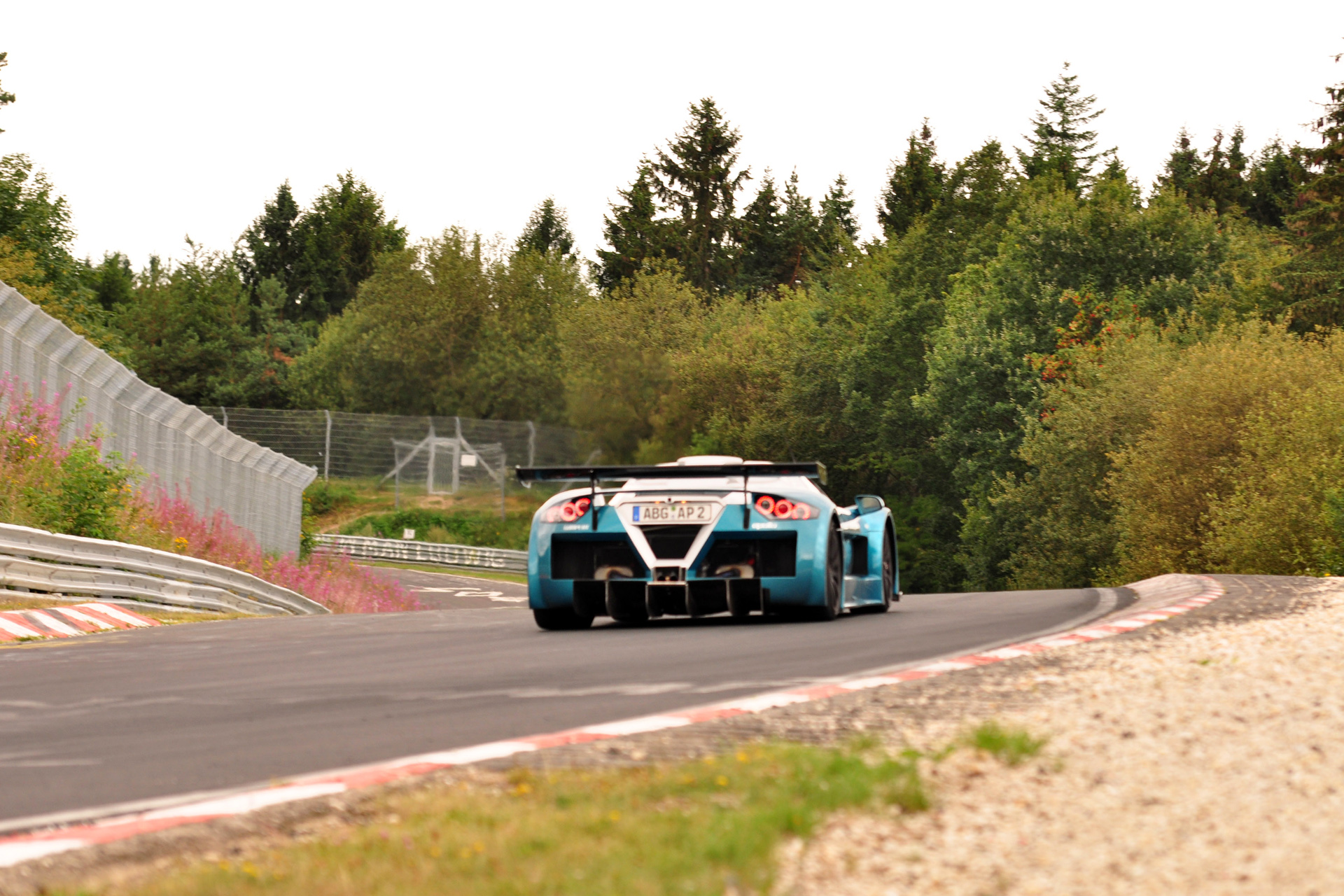 Gumpert Apollo Sport фото