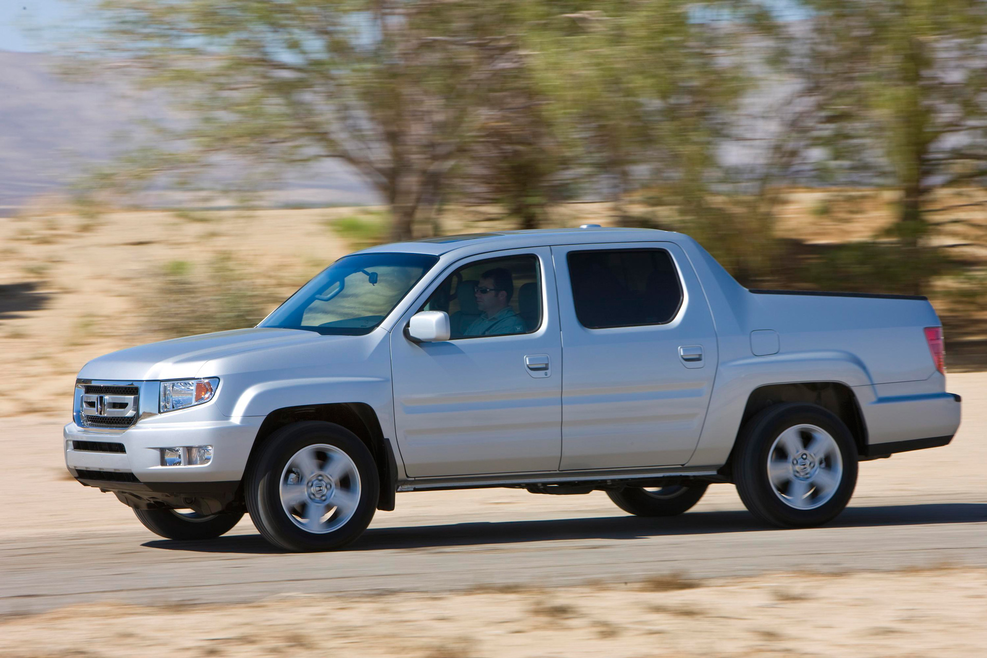 Honda Ridgeline фото