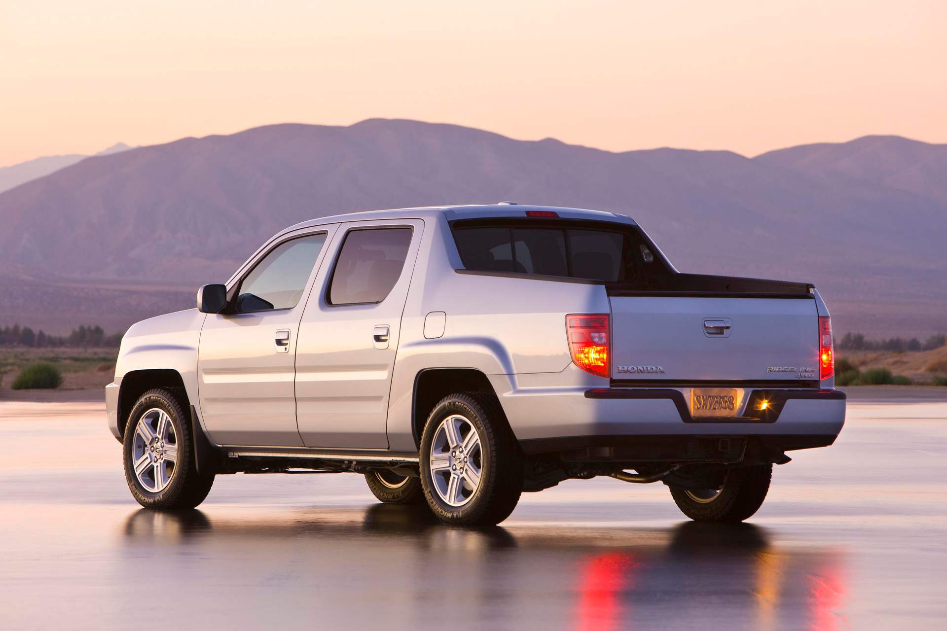 Honda Ridgeline фото