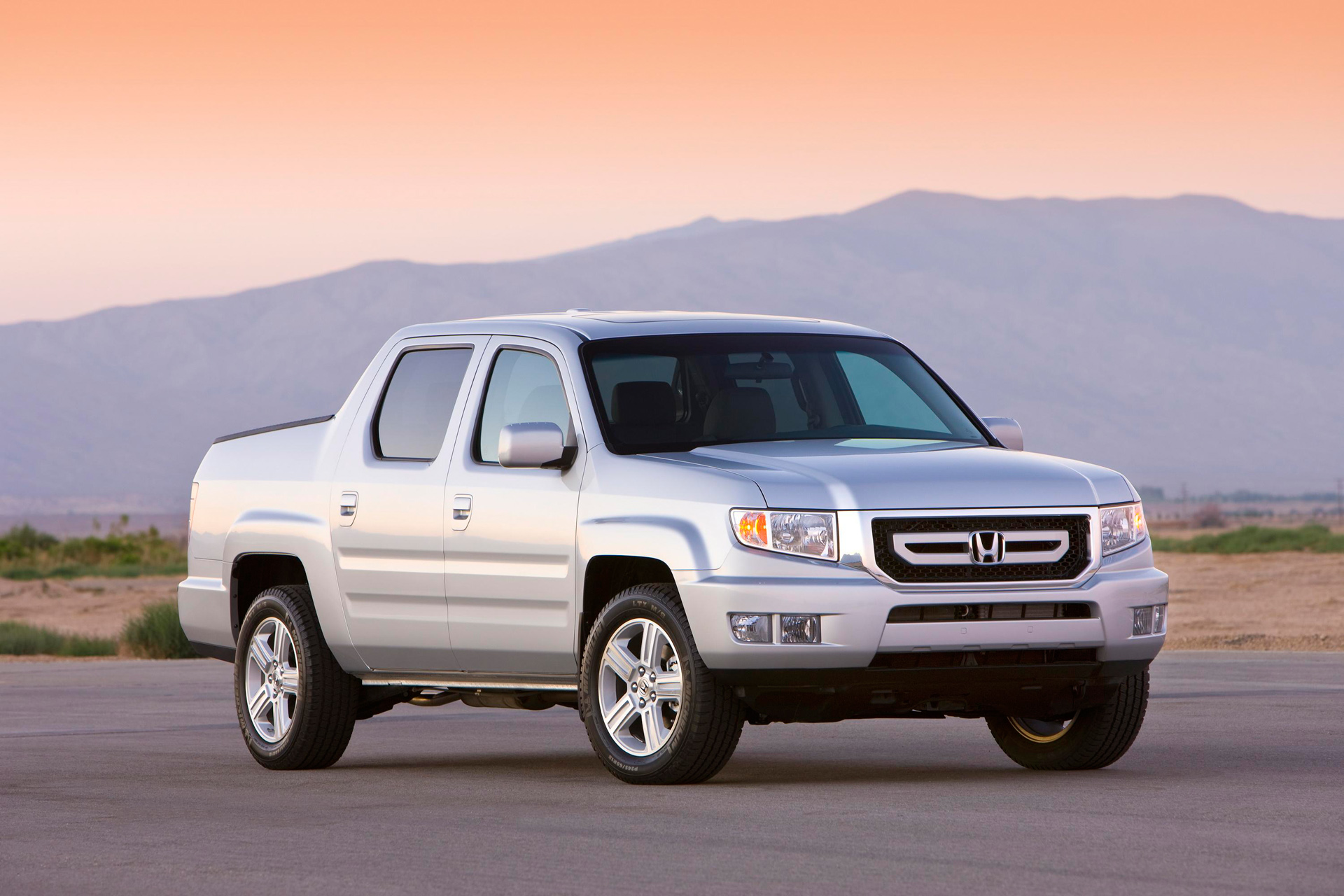 Honda Ridgeline фото