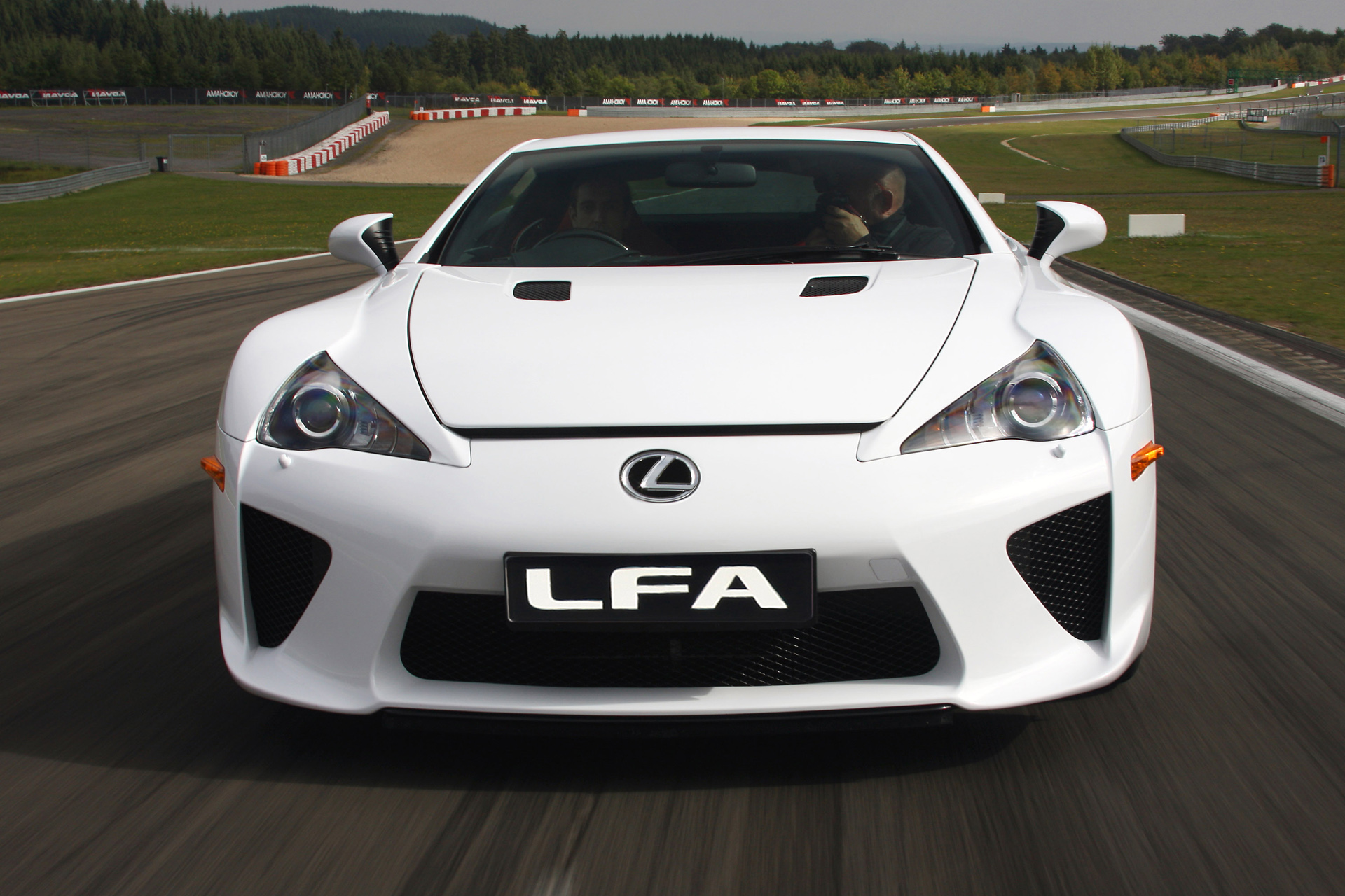 Lexus LF-A фото