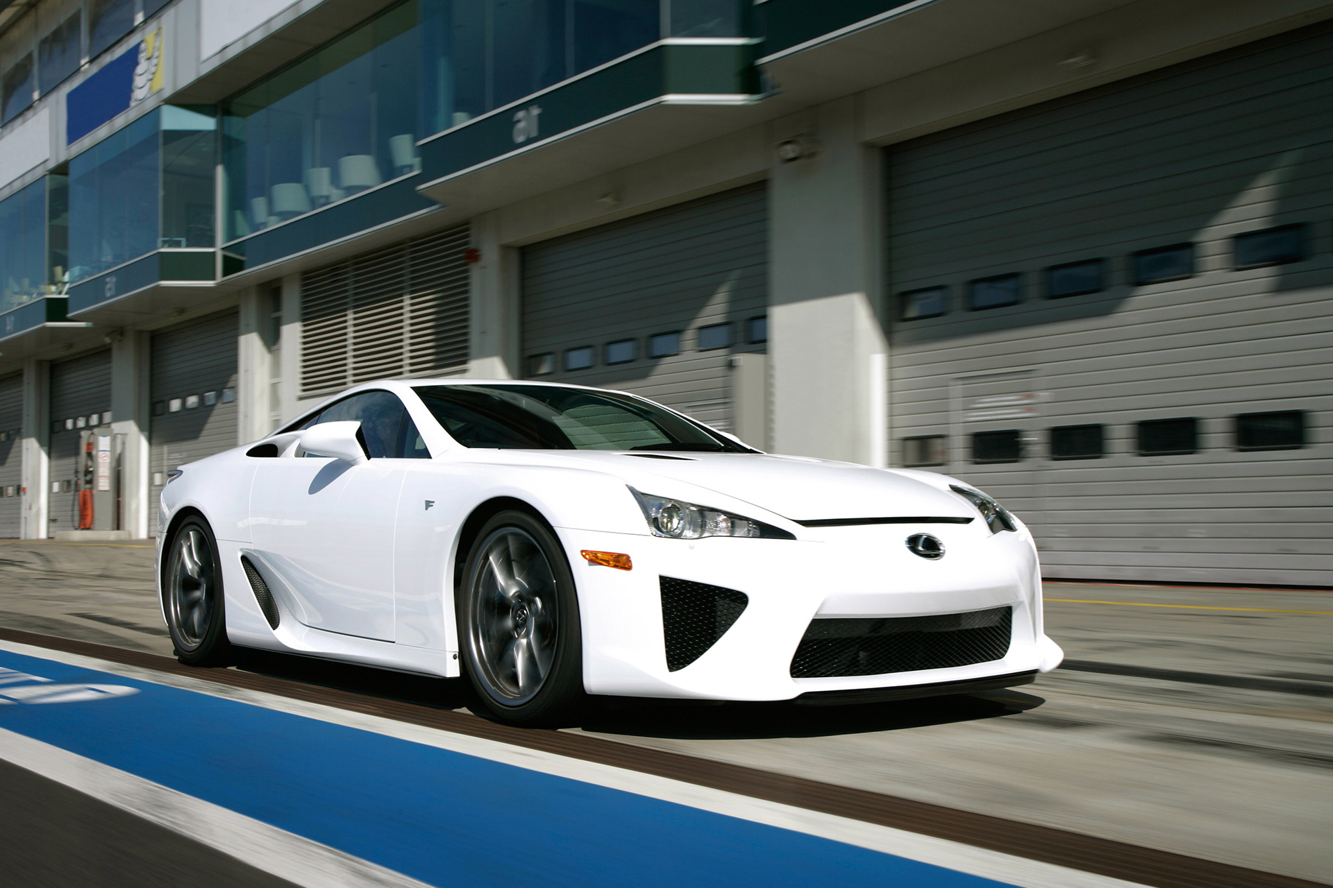 Lexus LF-A фото