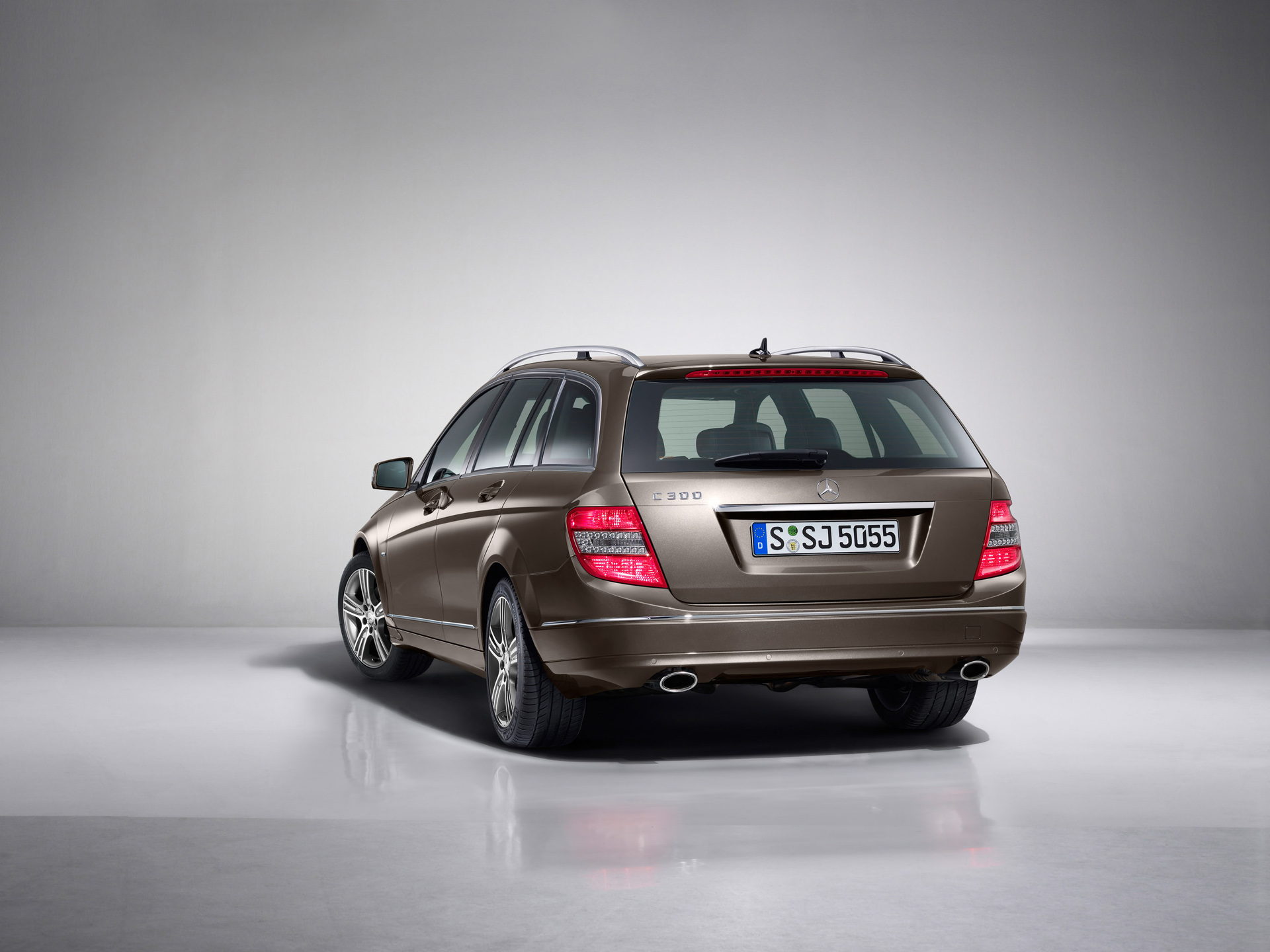 Mercedes-Benz C-Class W204 фото