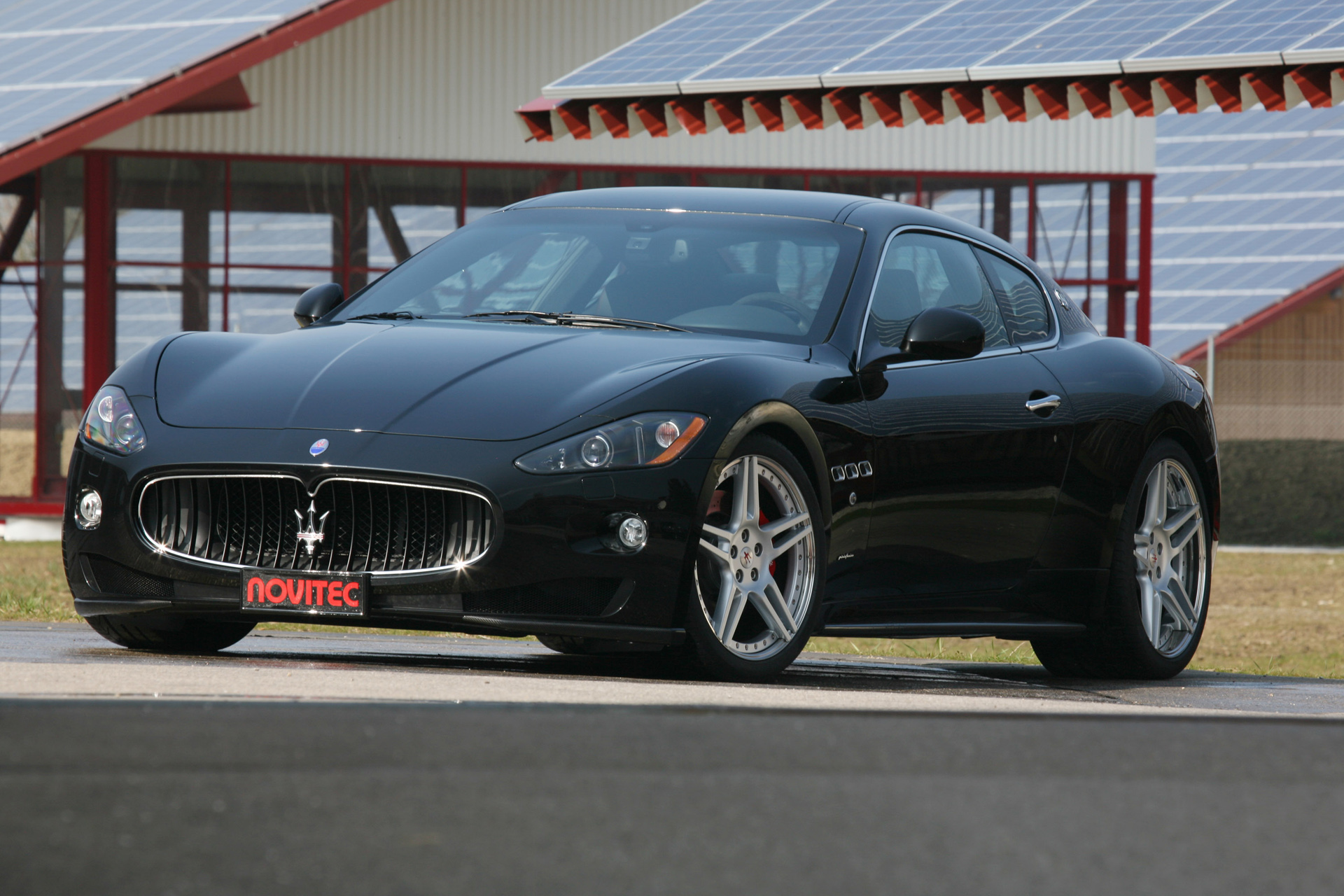 Novitec Rosso Maserati GranTurismo S Tridente фото