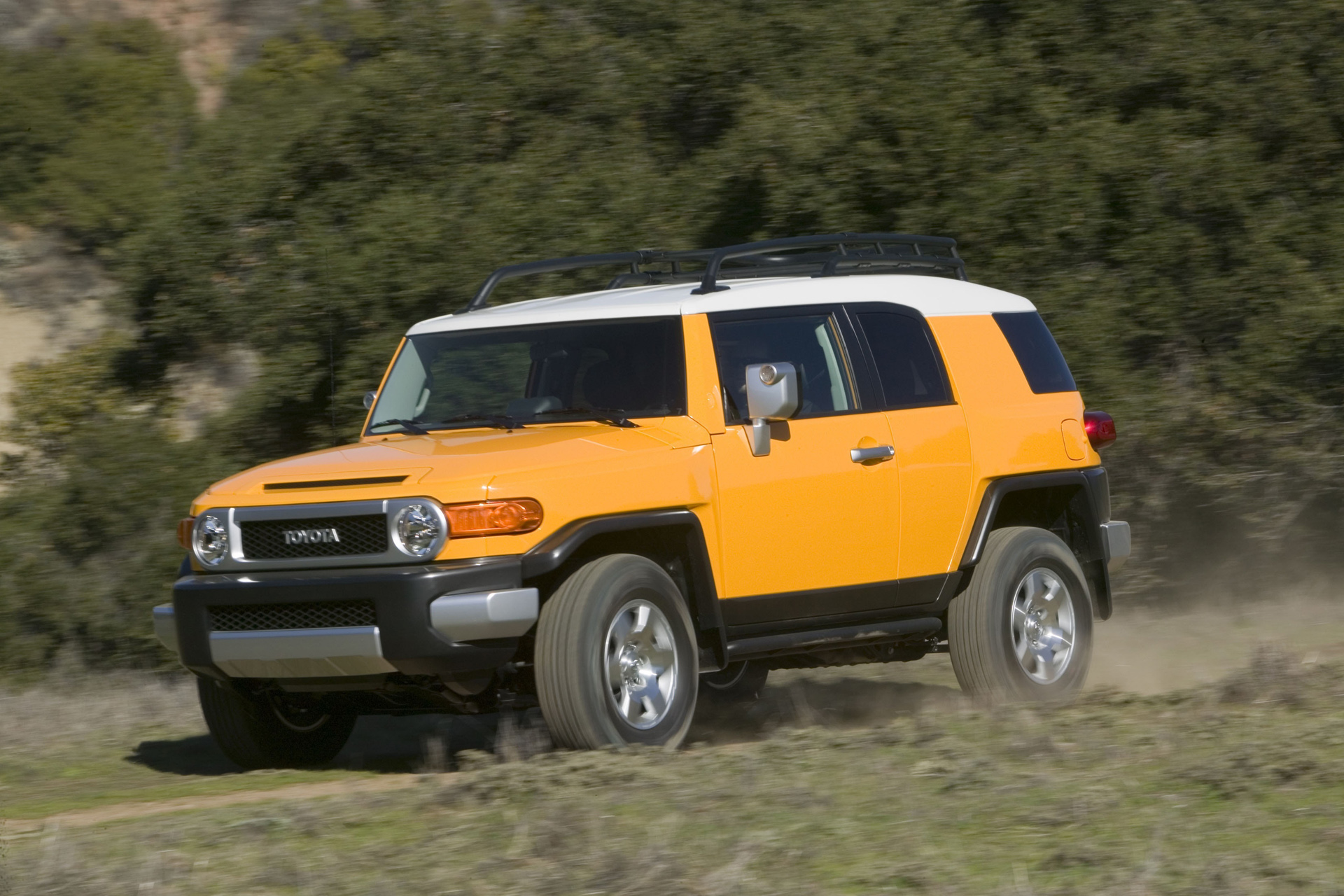 Toyota FJ Cruiser фото