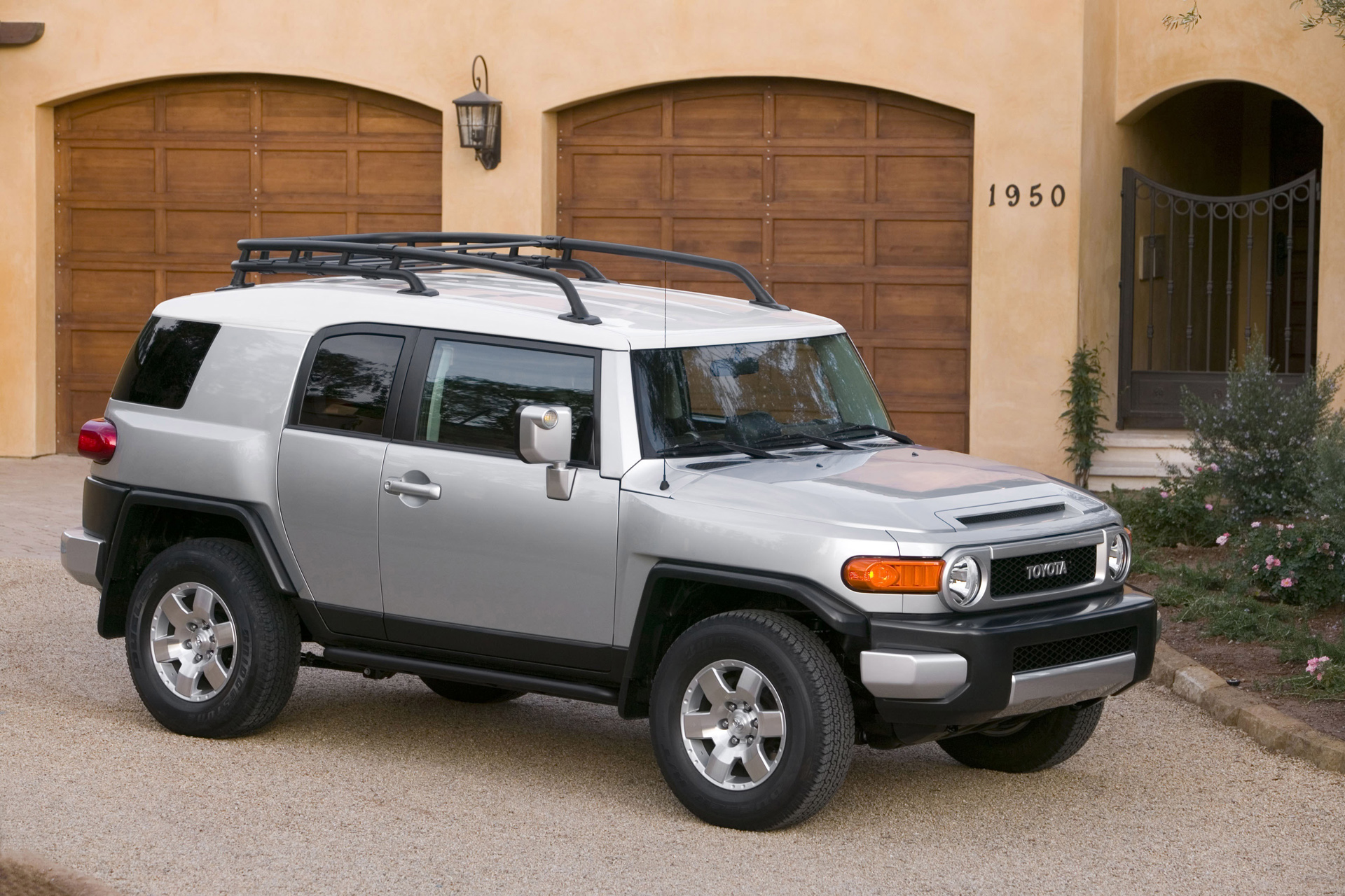 Toyota FJ Cruiser фото