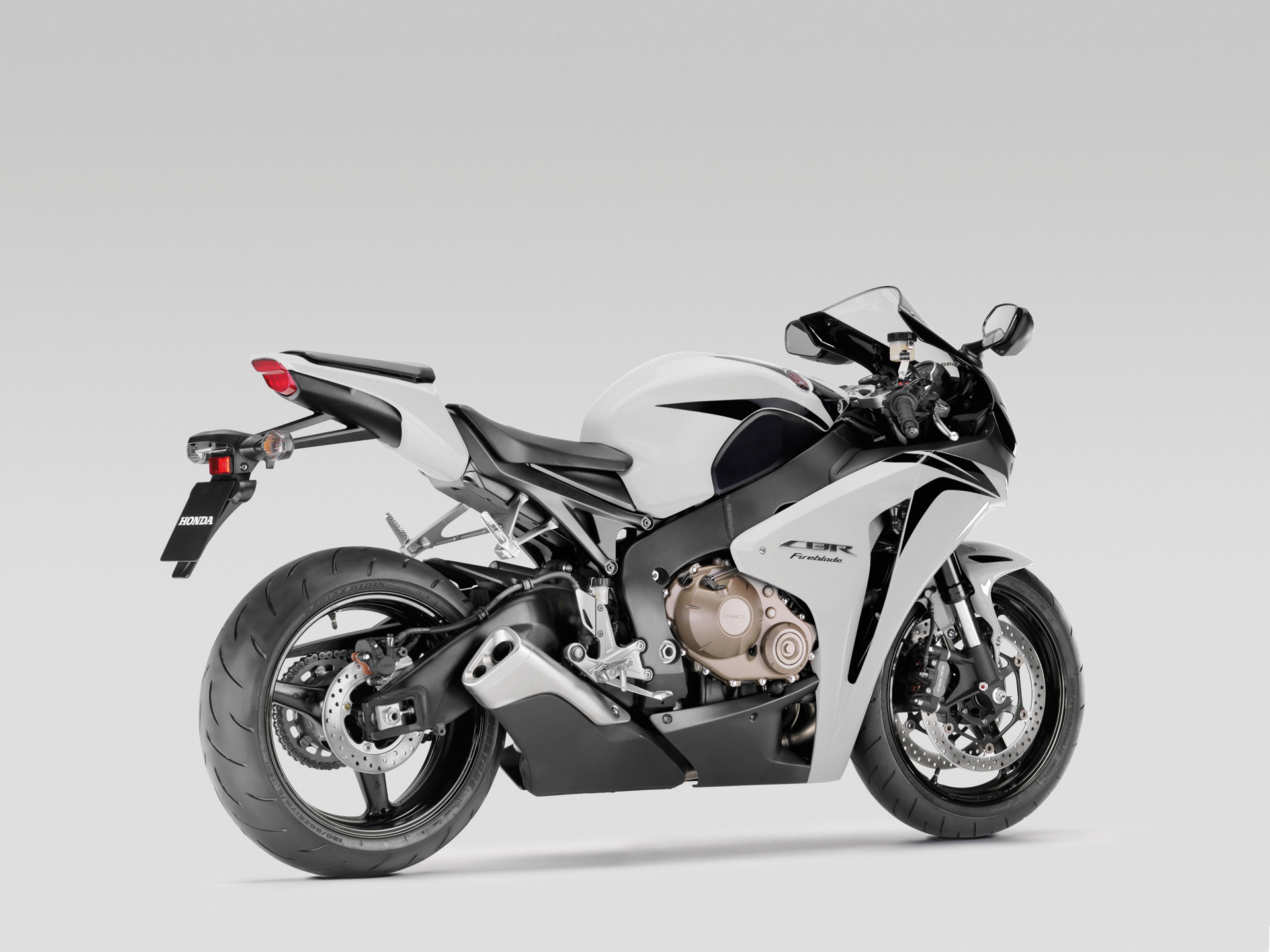 Honda CBR-RR Fireblade фото