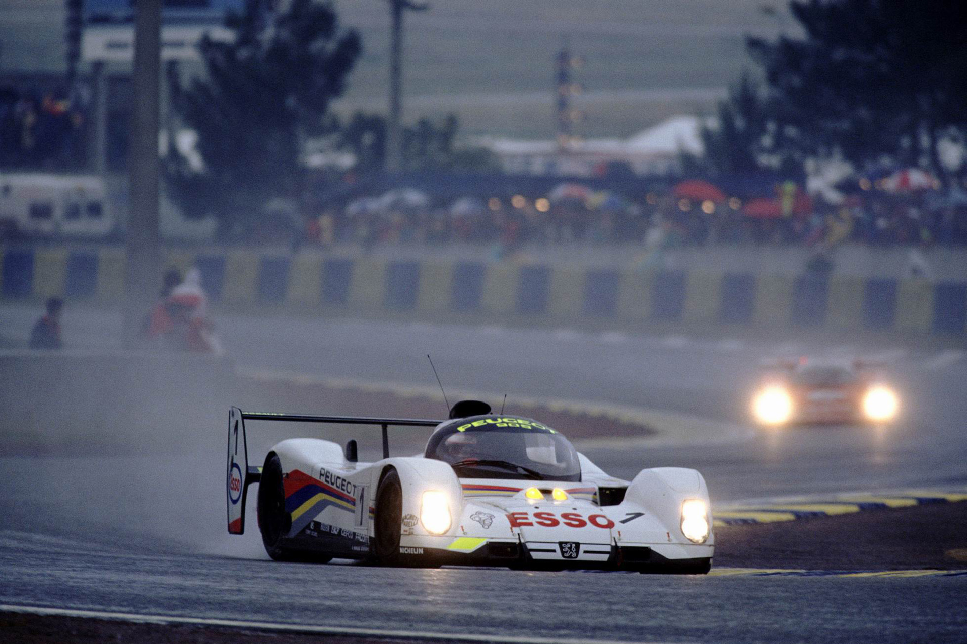 Peugeot 905 фото