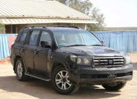 Toyota LandCruiser - шпионские фото